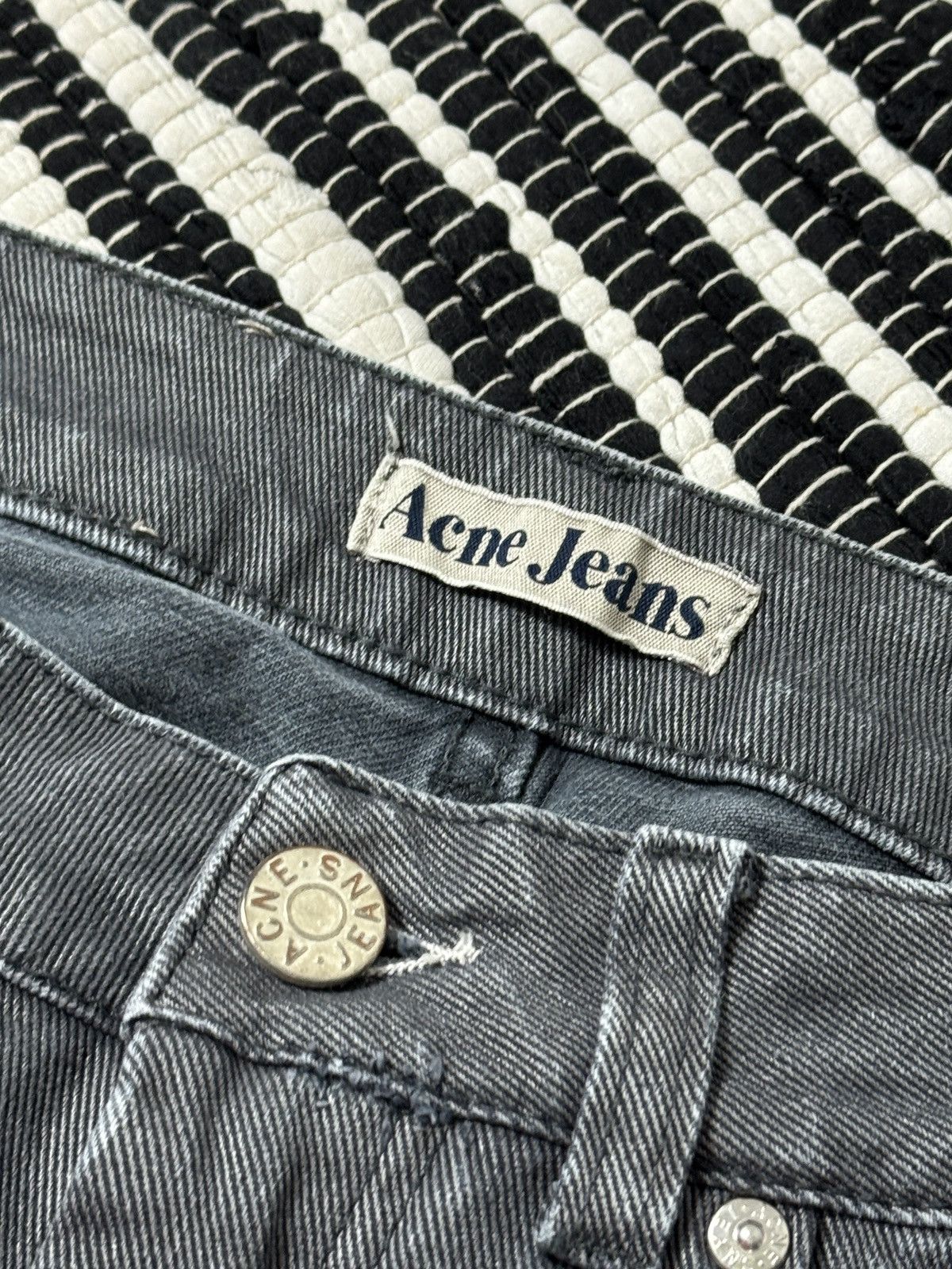 Acne Studios VINTAGE ACNE JEANS 2000s SKINNY JEANS Size 27" / US 4 / IT 40 - 5 Thumbnail
