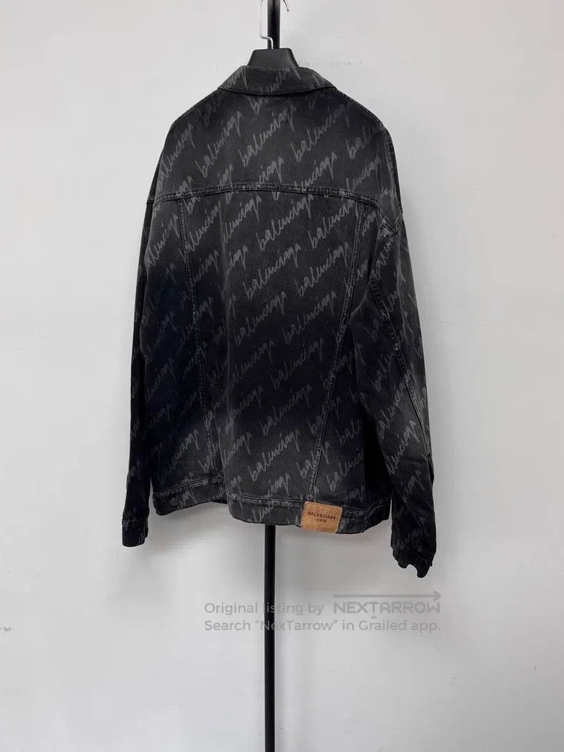 Balenciaga Balenciaga Solid Color All-Over Printed Letter Logo Casual Size S / US 4 / IT 40 - 2 Thumbnail
