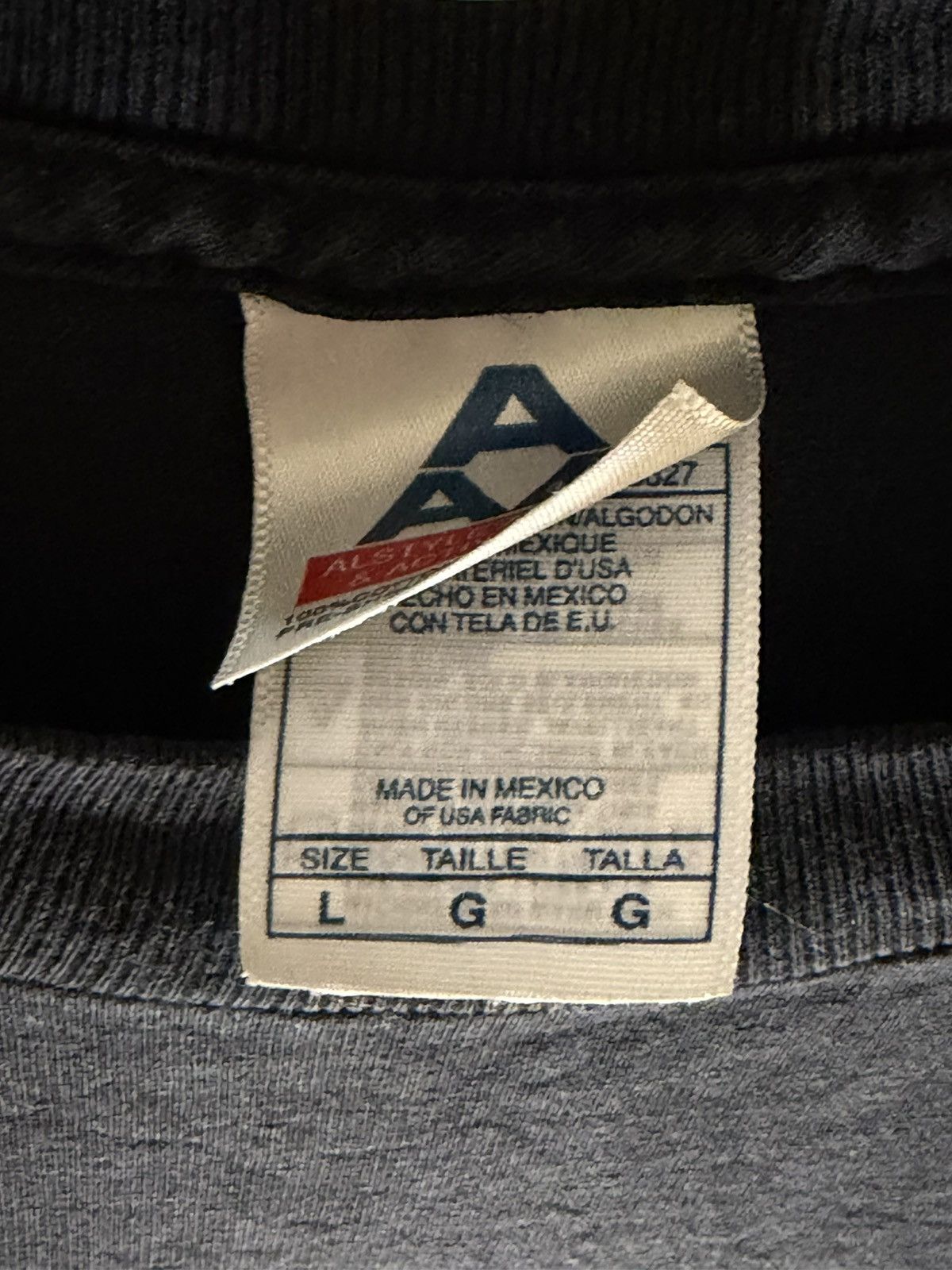Pink Floyd Vintage Pink Floyd Division Bell T-Shirt Size US L / EU 52-54 / 3 - 5 Thumbnail