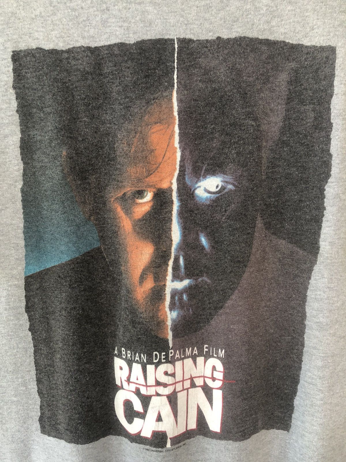 Expert Horror × Vintage Vintage 90s RAISiNG CAIN Thriller Horror Movie Size US XL / EU 56 / 4 - 4 Thumbnail