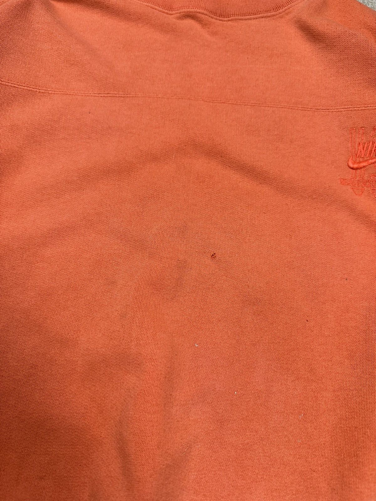 Nike × Vintage ‼️ Vintage 90s Nike Orange Distressed Crewneck Boxy Fit Size US M / EU 48-50 / 2 - 4 Thumbnail