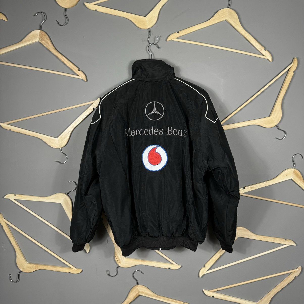 Mercedes-Benz Vintage Mercedes Benz Formula One Santander Racing Jacket Size US XL / EU 56 / 4 - 2 Thumbnail