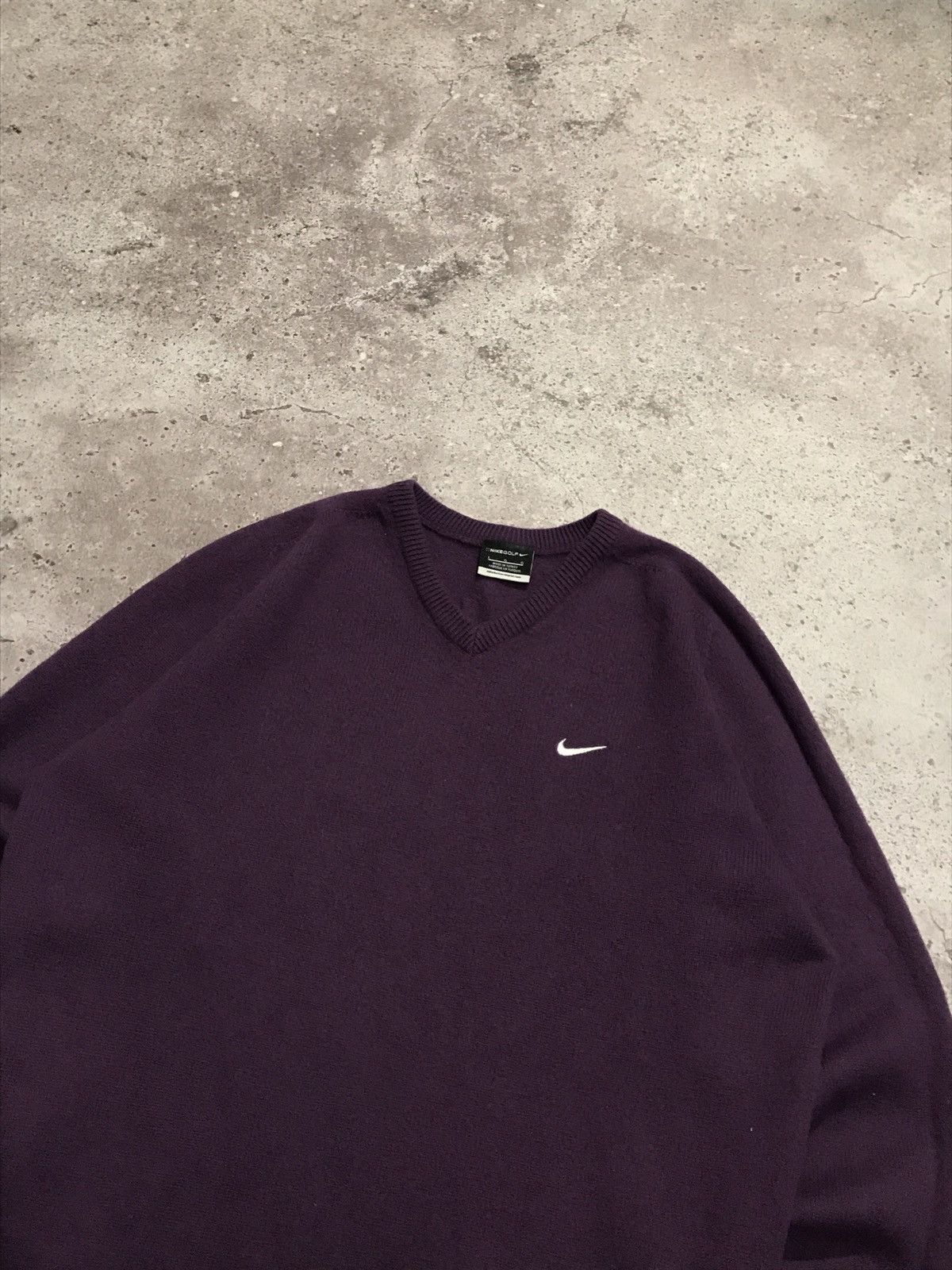 Nike × Vintage Vintage Sweater Nike Golf Embroiled Swoosh Y2K Wool Purple L Size US L / EU 52-54 / 3 - 1 Thumbnail