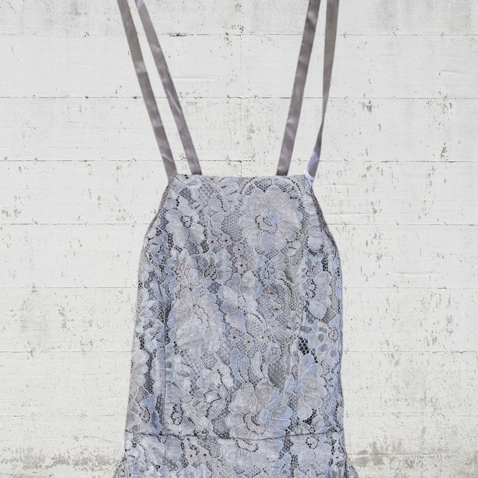 Other Lulus Gray Lace Halter Dress Large Cocktail Mini Size L / US 10 / IT 46 - 3 Thumbnail