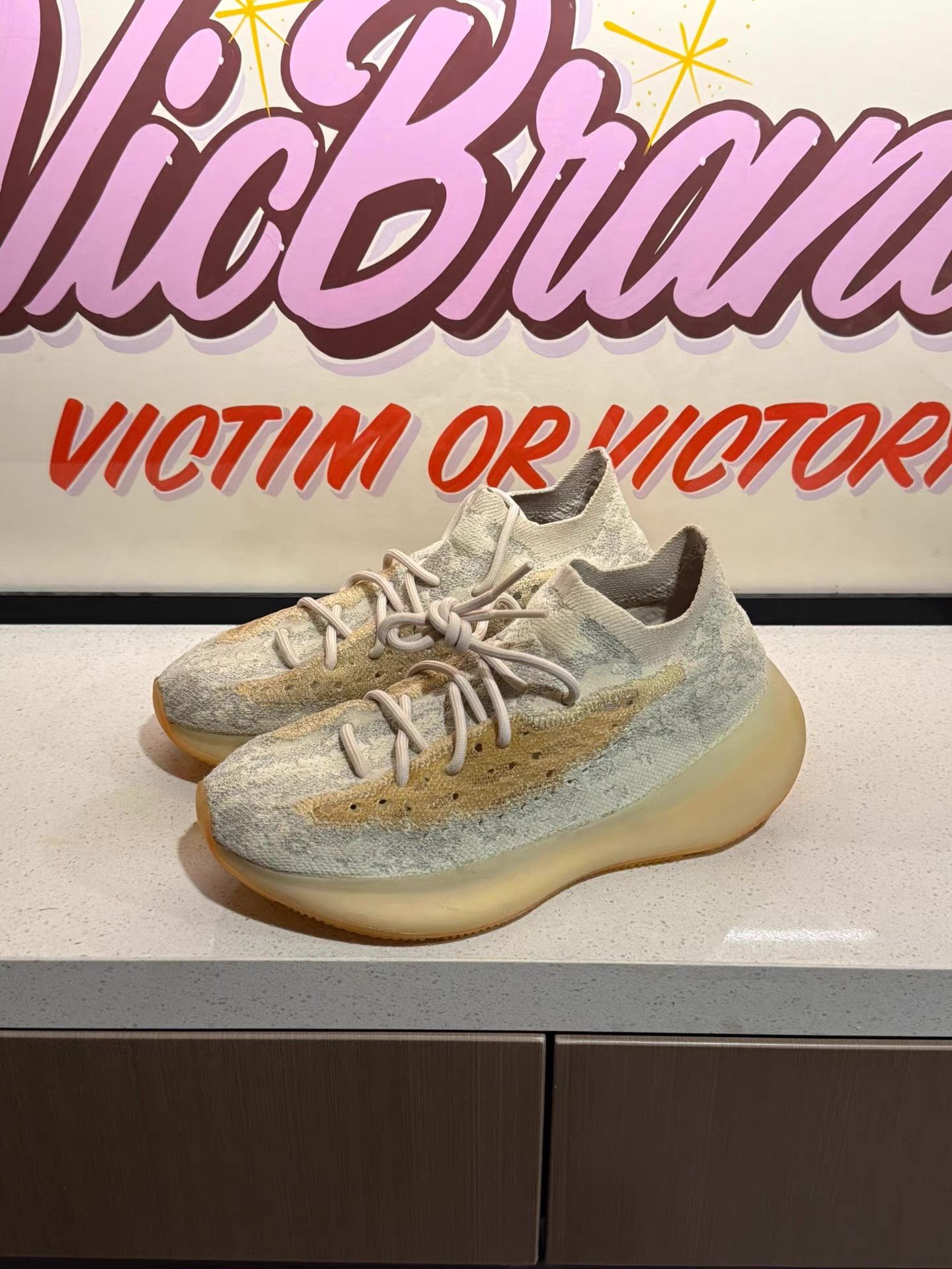 Adidas adidas Originals Yeezy Boost 380 sneakers. Ｑ20 Size US 9 / EU 42 - 1 Thumbnail