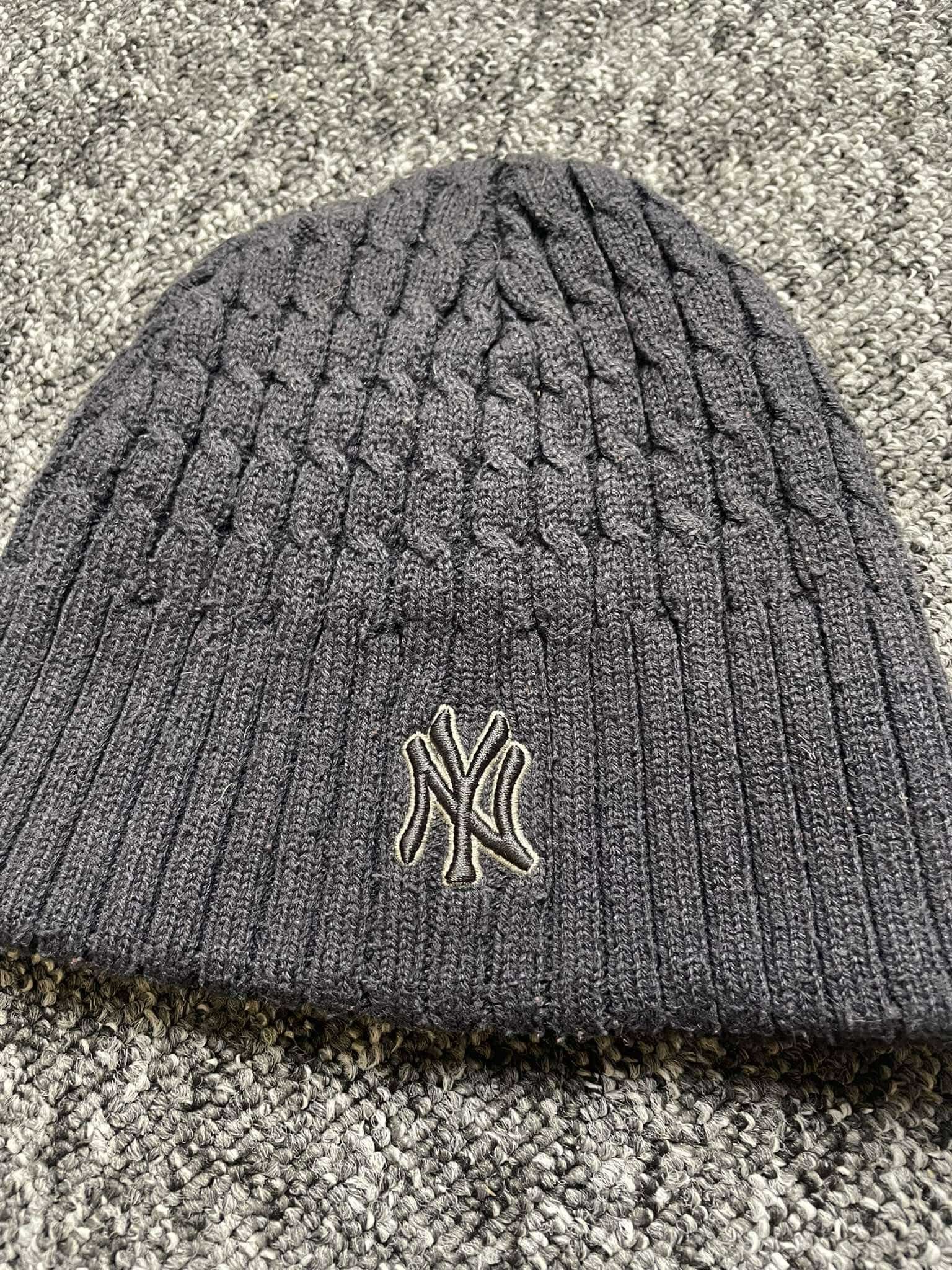 New Era × Vintage Vintage Winter Hat retro style logo New Era y2k streetwear Size ONE SIZE - 2 Thumbnail