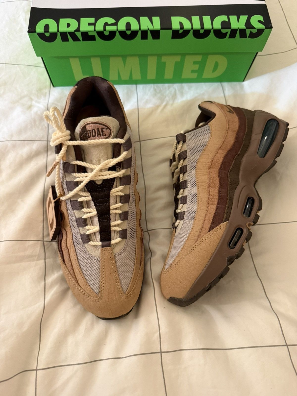 Nike Nike Air Max AIR MAX 95 BB DOAF OREGON LUMBER YARD PE Sz 11 Size US 11 / EU 44 - 2 Thumbnail