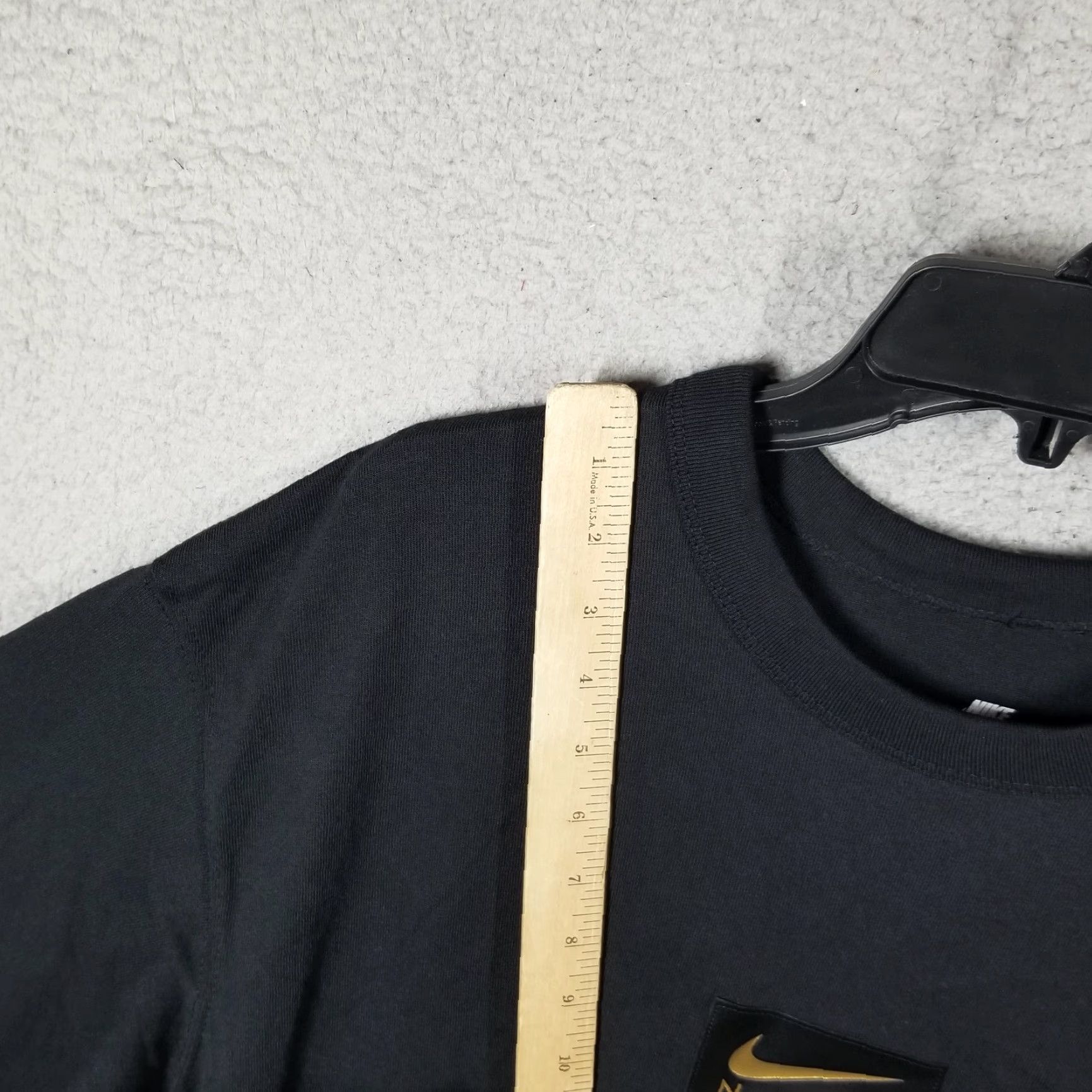 Nike Nike M90 T-Shirt Men Size Medium Black Nike Sportswear Loose Fit Short Sleeve Crew Neck Size US M / EU 48-50 / 2 - 5 Thumbnail