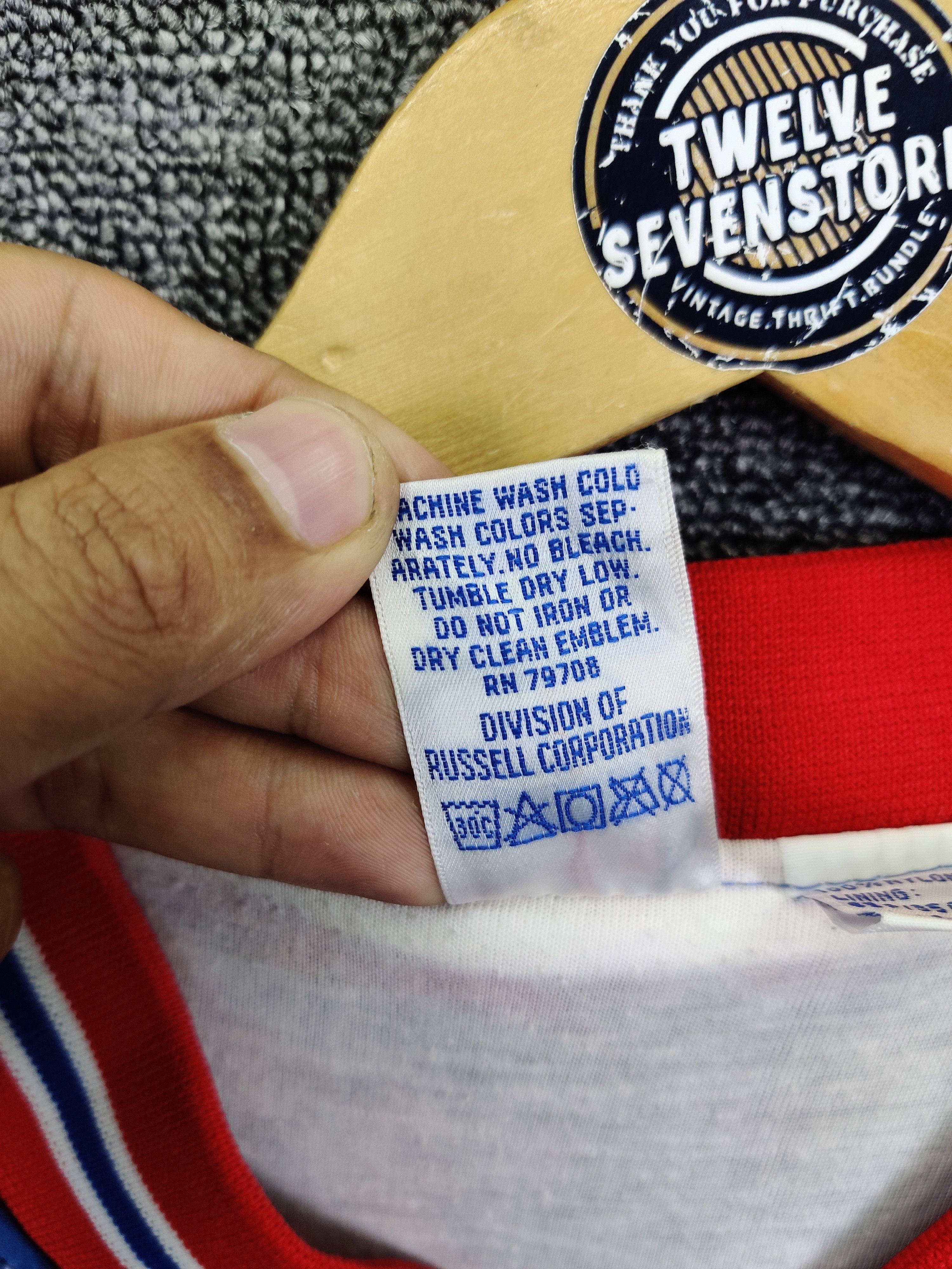 Russell Athletic Russell Athletic Kansas Jay Hawks V Neck Nylon Jacket Size US L / EU 52-54 / 3 - 14 Thumbnail