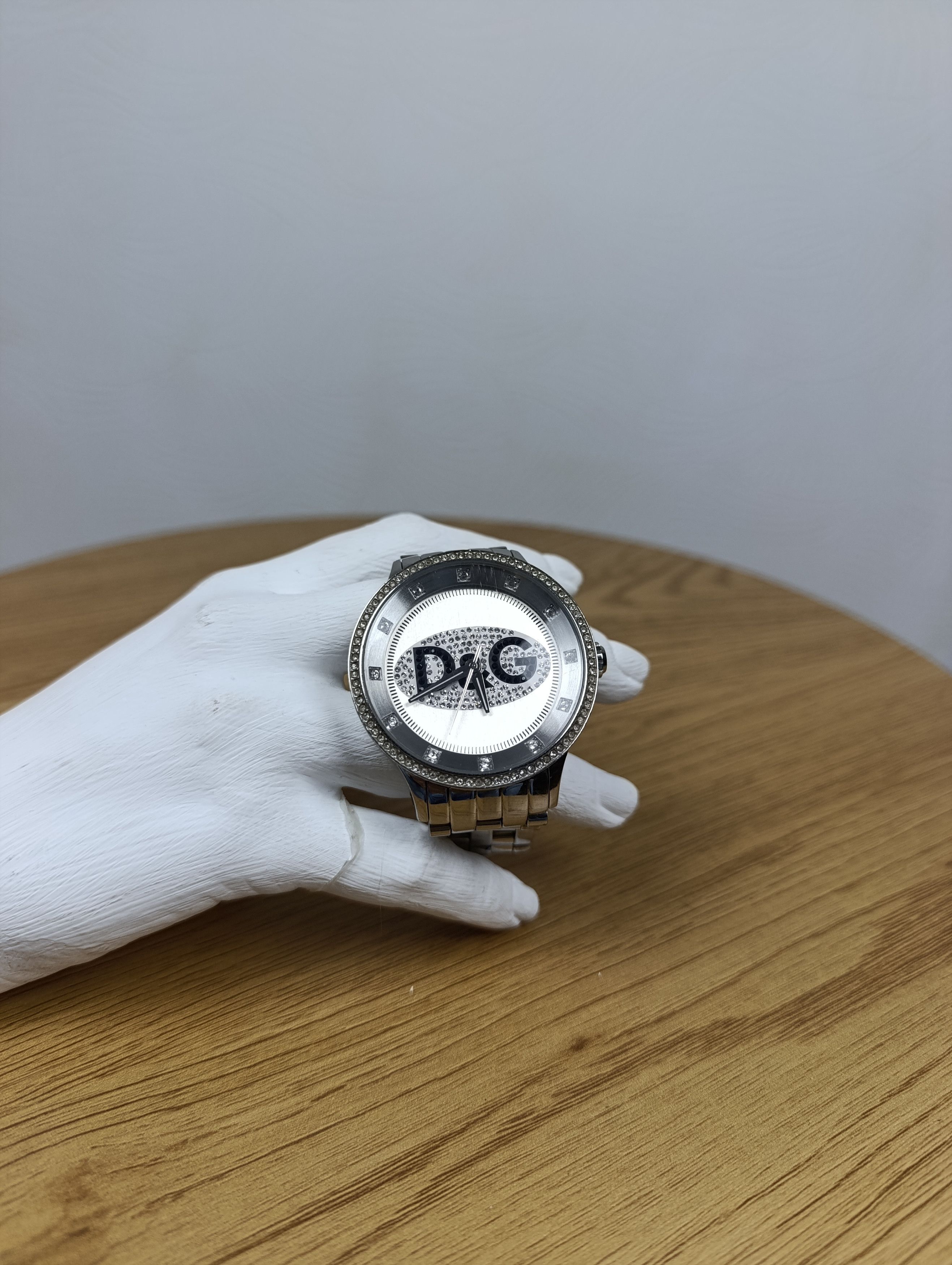 Dolce & Gabbana DOLCE & GABBANA DW0131 LOGO UNISEX CRYSTAL WATCH Size ONE SIZE - 1 Thumbnail