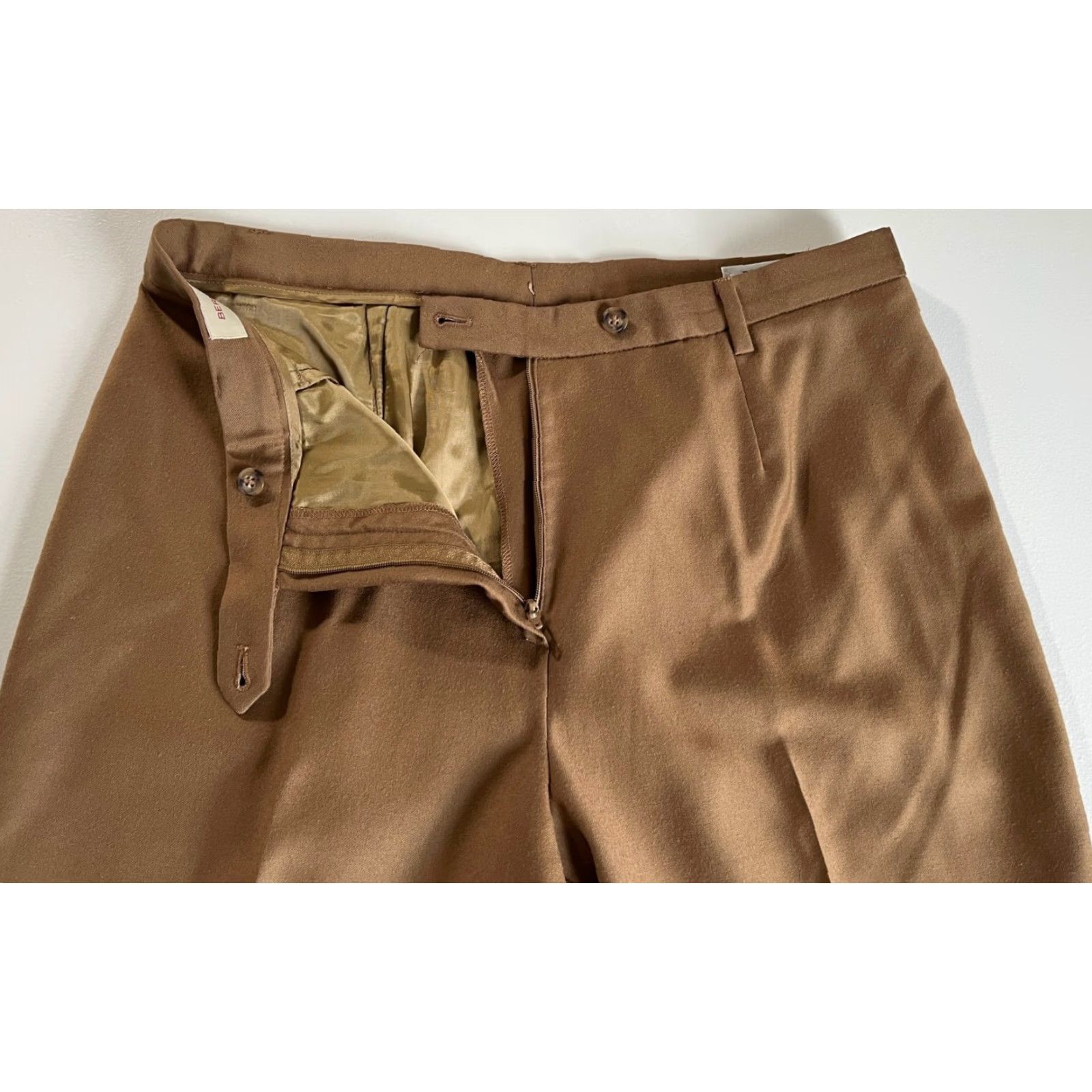 Vintage VINTAGE Bernard Zins Paris Women’s Dress Pants Wool Cashmere size 10 Brown High Rise Straight Inseam 29.5 in Lined Size 32" / US 10 / IT 46 - 7 Thumbnail