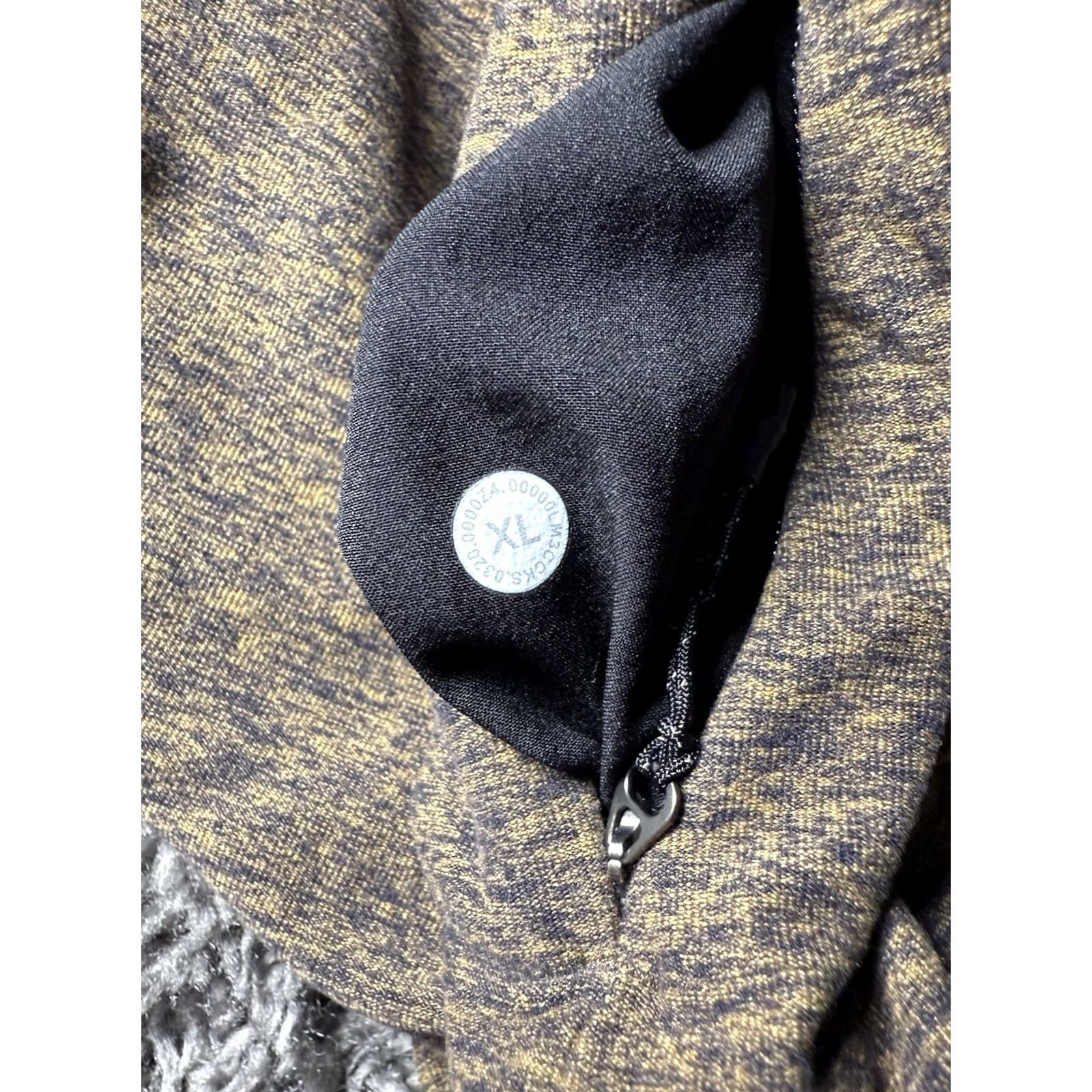 Lululemon Lululemon Vent Tech Green 1/4 Zip Shirt Run Train Yoga Sweater Top Size XL Brown Size US XL / EU 56 / 4 - 6 Thumbnail