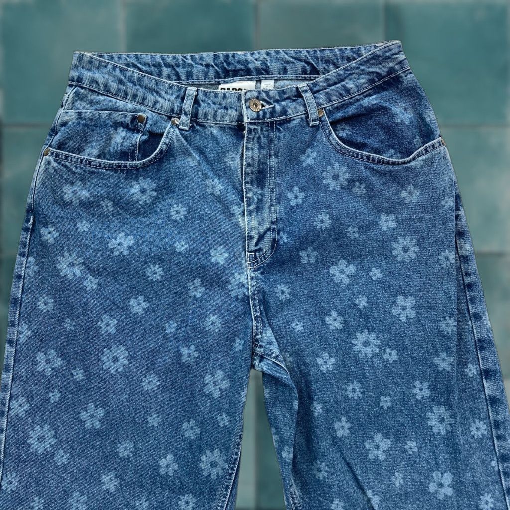 The Ragged Priest RAGGED Priest Jeans Women's 32 Baggy Loose Straight Blue Floral Denim Y2K Skater Jeans Size 24" / US 00 / IT 34 - 1 Thumbnail