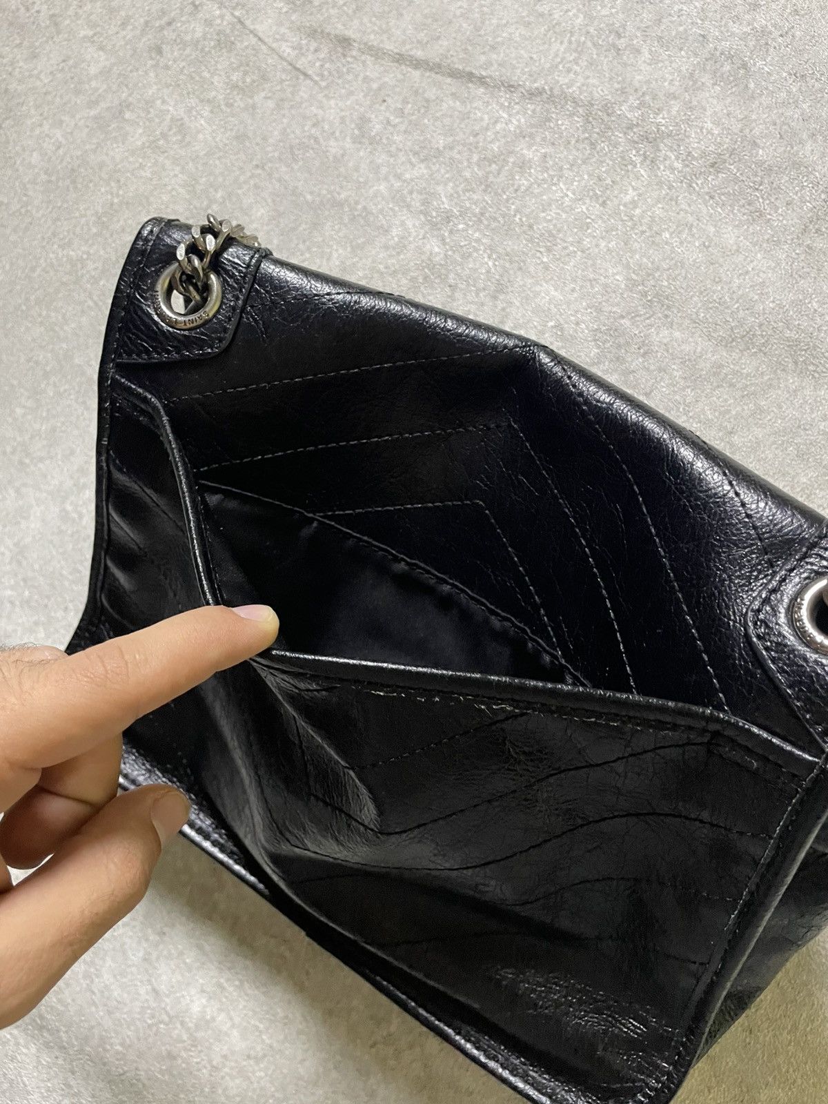 Yves Saint Laurent Rare 2000’s Saint Laurent Paris Niki Crinkle Shoulder Bag Size ONE SIZE - 16 Thumbnail