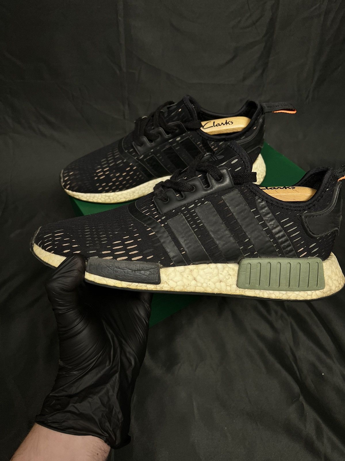RARE Adidas NMD R1 base green core black
