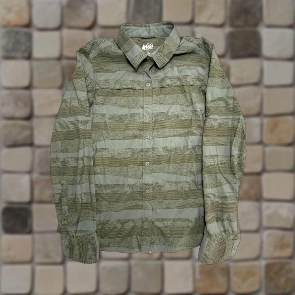 Vintage REI Co Op Sahara Pattern LS Shirt Womens Small Green A Wilderness Button Up Size S / US 4 / IT 40 - 1 Thumbnail