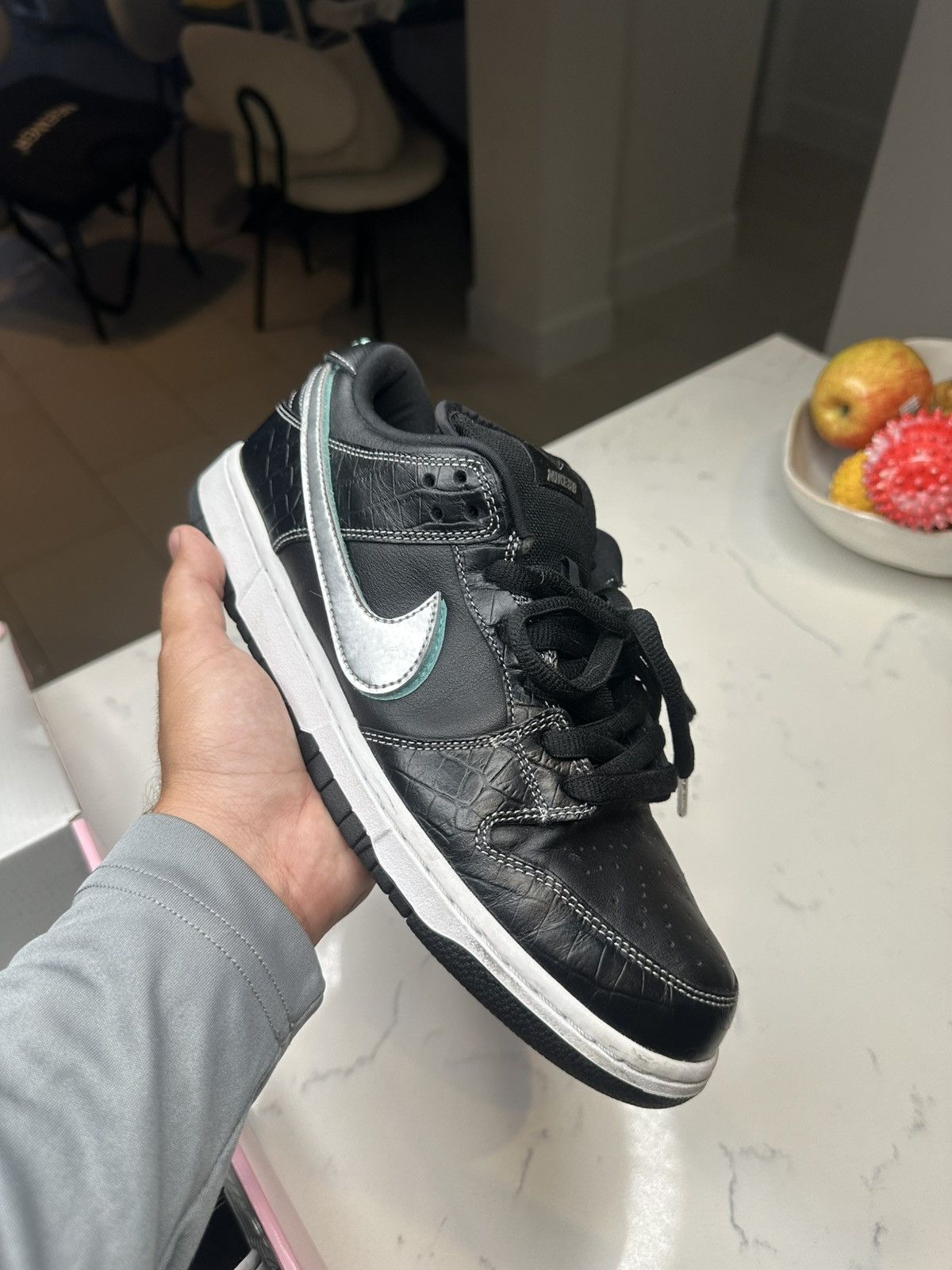 Diamond Supply Co. × Nike DIAMOND NIKE SB DUNK LOW Size US 10.5 / EU 43-44 - 22 Thumbnail