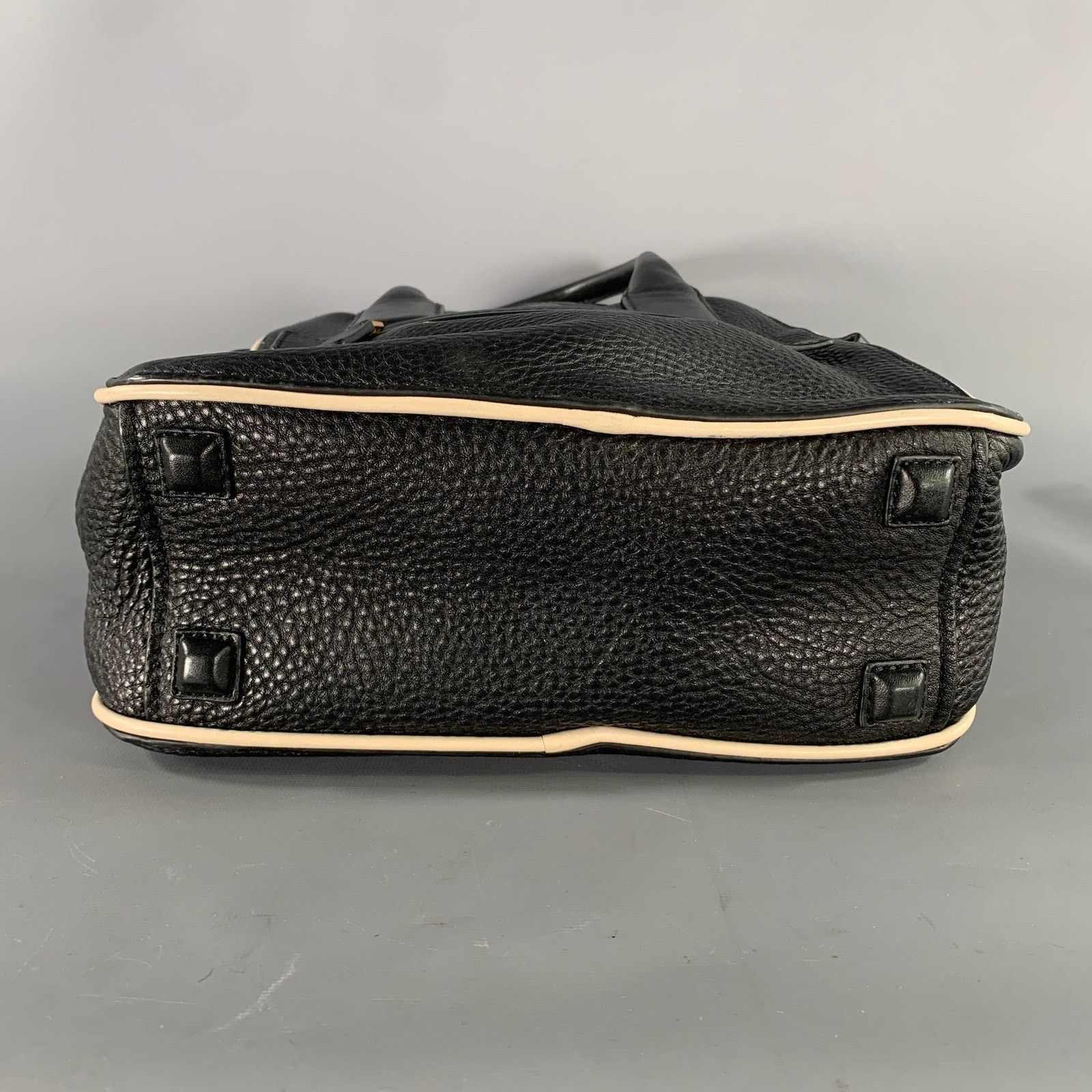 Marc Jacobs MARC JACOBS Size Black White Pebble Grain Leather Bags Size ONE SIZE - 6 Thumbnail