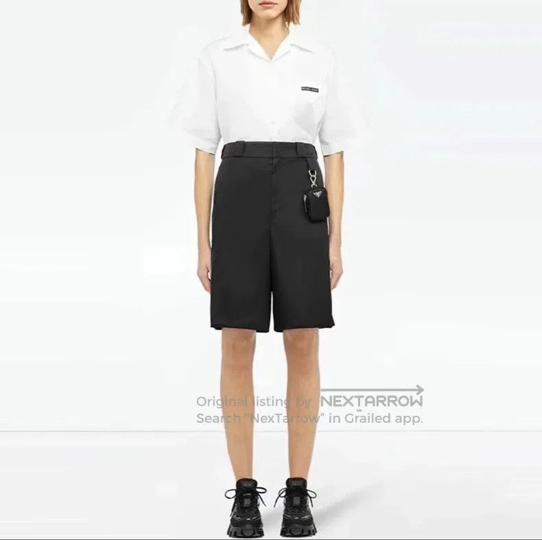 Prada Prada Huada tweed small bag logo Bermuda shorts Size 25" / US 0 / IT 36 - 6 Thumbnail