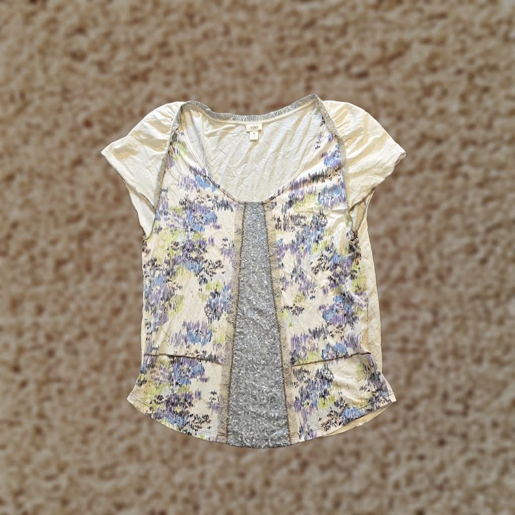 Vintage Tiny Top Womens Medium White Blue Floral Sequins Round Neck Anthro Casual Shirt Size M / US 6-8 / IT 42-44 - 1 Thumbnail