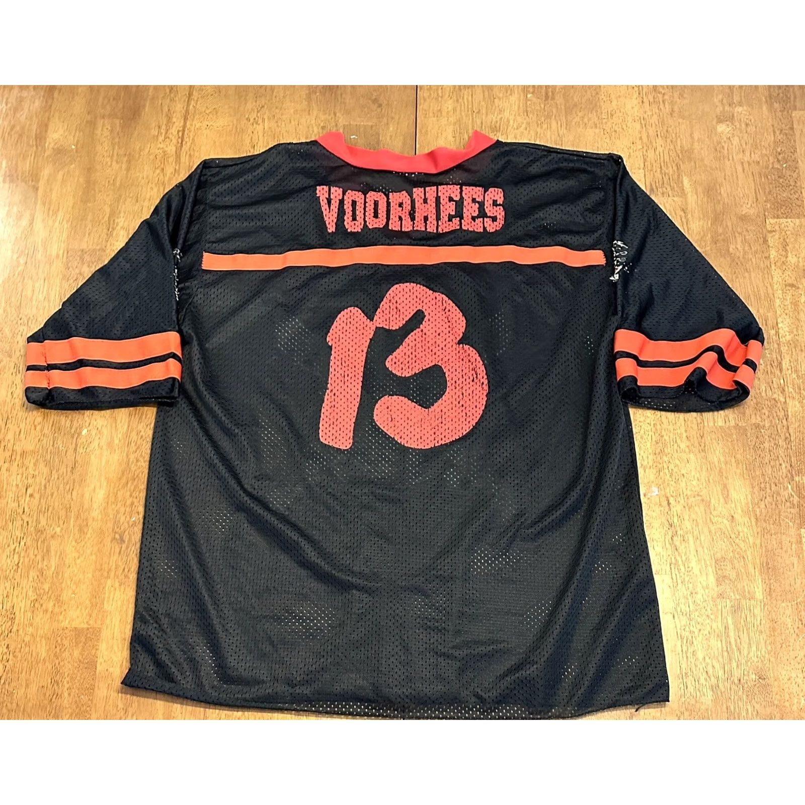 Jason Wu Jason Voorhees Hockey Jersey XL Black/Red T-Shirt Halloween Mens Size US XL / EU 56 / 4 - 2 Thumbnail