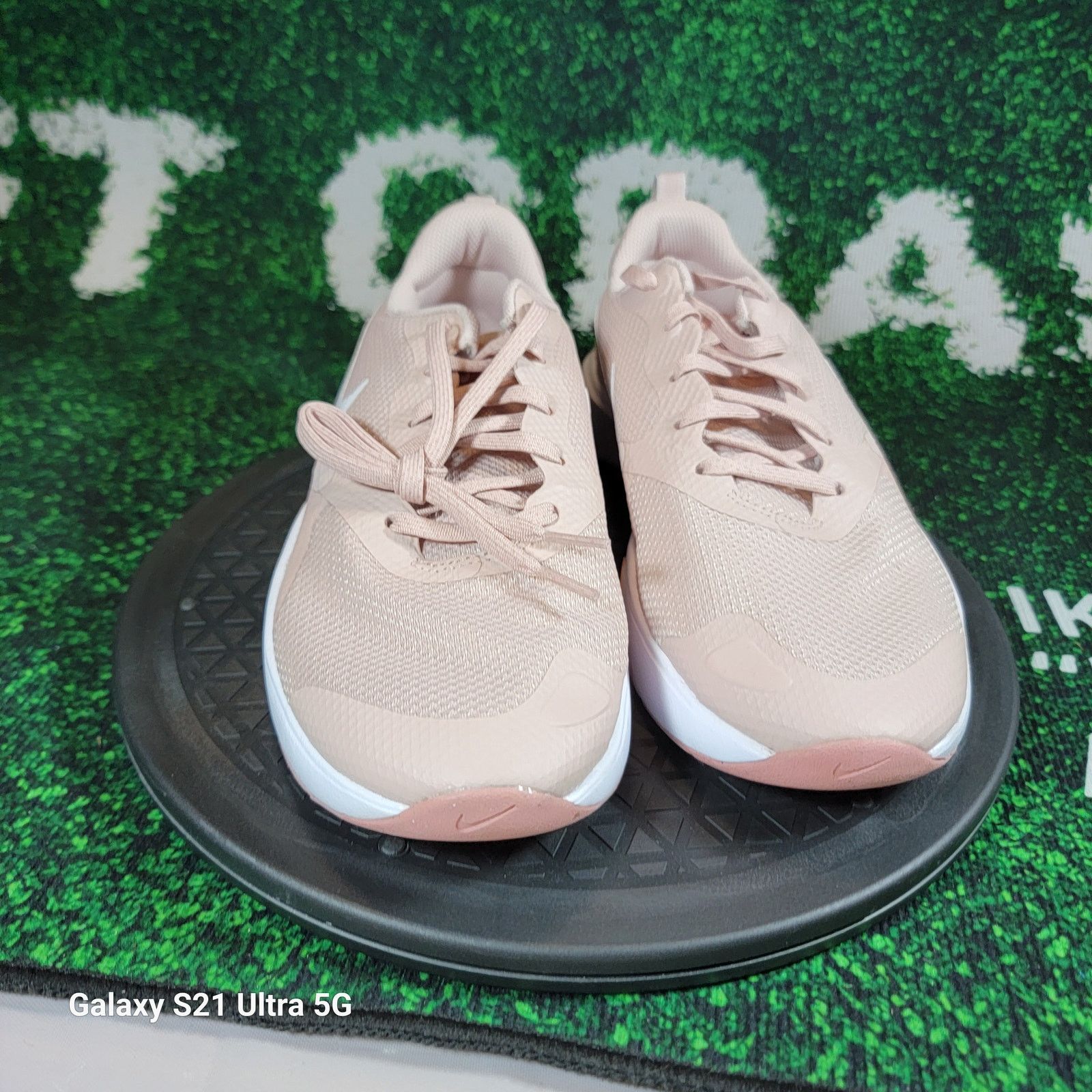 Nike NIKE WOMENS CITY REP TR TRAINING SHOES #DA1351 604 Sz 9W Size US 9 / IT 39 - 4 Thumbnail