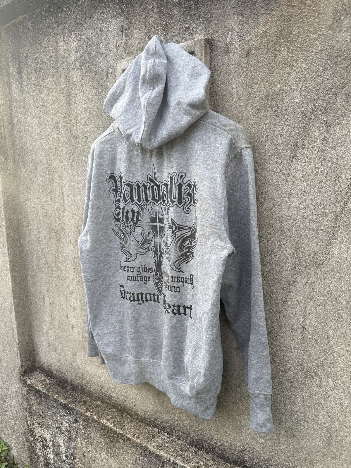 If Six Was Nine Vandalize “Dragon Heart” Gothic Graphic Hoodie Size US L / EU 52-54 / 3 - 3 Thumbnail