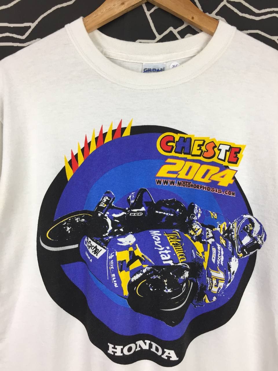 Honda × Vintage Vtg 2004 Cheste Valencia Motorcycle Grand Prix Tee Size US M / EU 48-50 / 2 - 3 Thumbnail