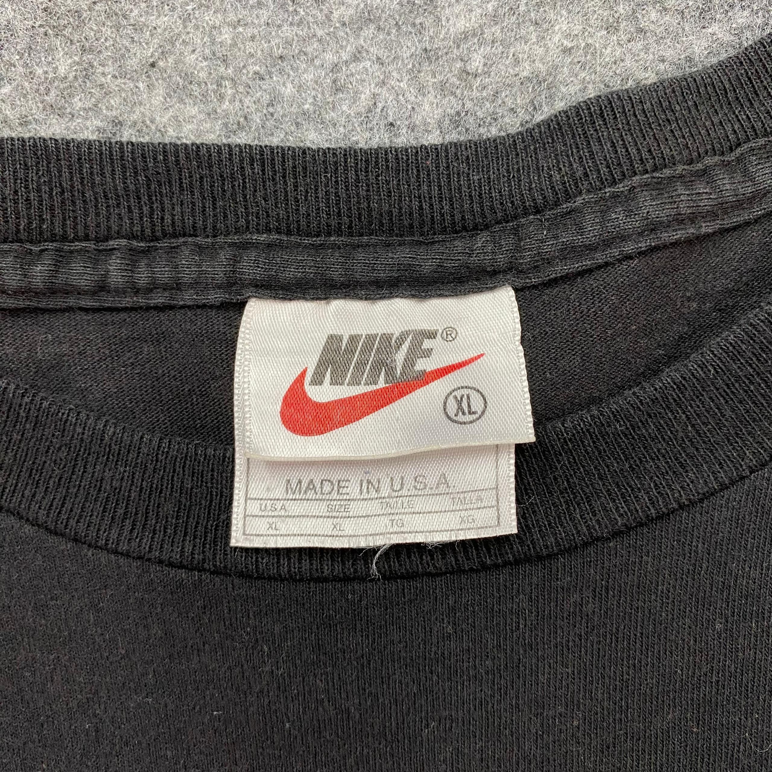 Nike Vintage 90s Nike Soccer Tshirt Size US XL / EU 56 / 4 - 7 Thumbnail