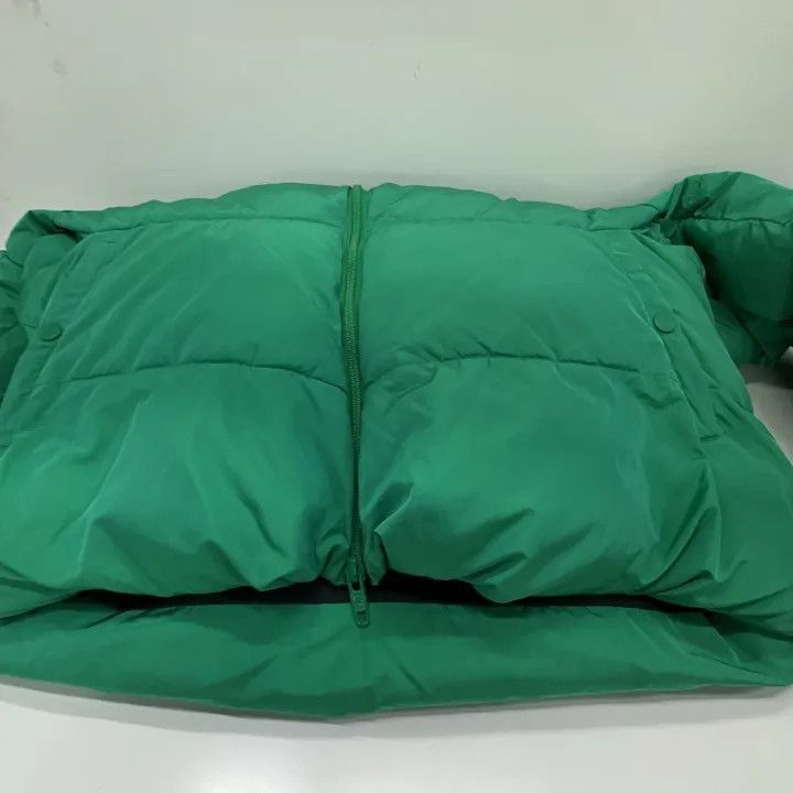 Balenciaga Balenciaga C Shape Puffer Jacket for Men 0079-2507 Size US M / EU 48-50 / 2 - 8 Thumbnail