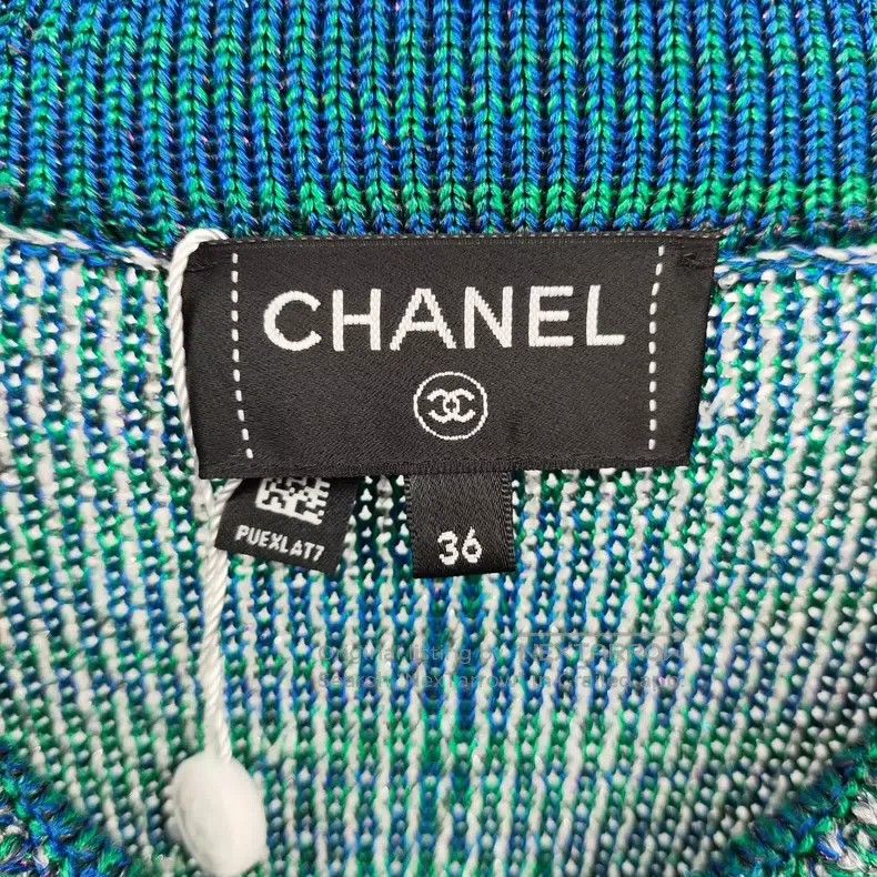 Chanel Chanel Tweed 23p sequin knitwear coat Size XS / US 0-2 / IT 36-38 - 3 Thumbnail