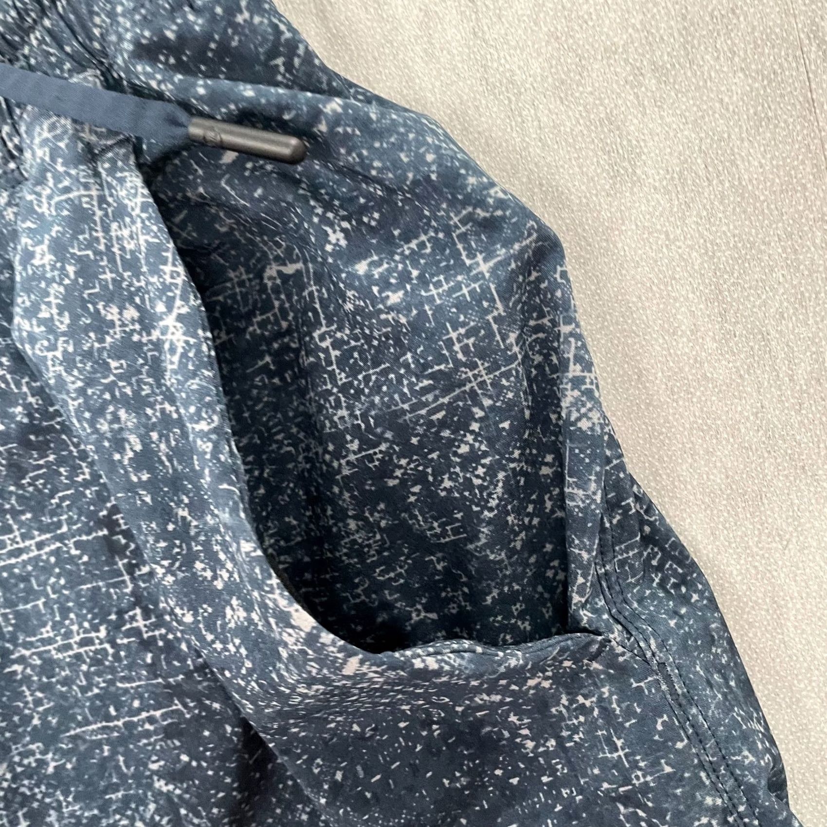 Lululemon Lululemon Pace Breaker Active Drawstring Shorts Men M Blue Size US 31 - 3 Thumbnail