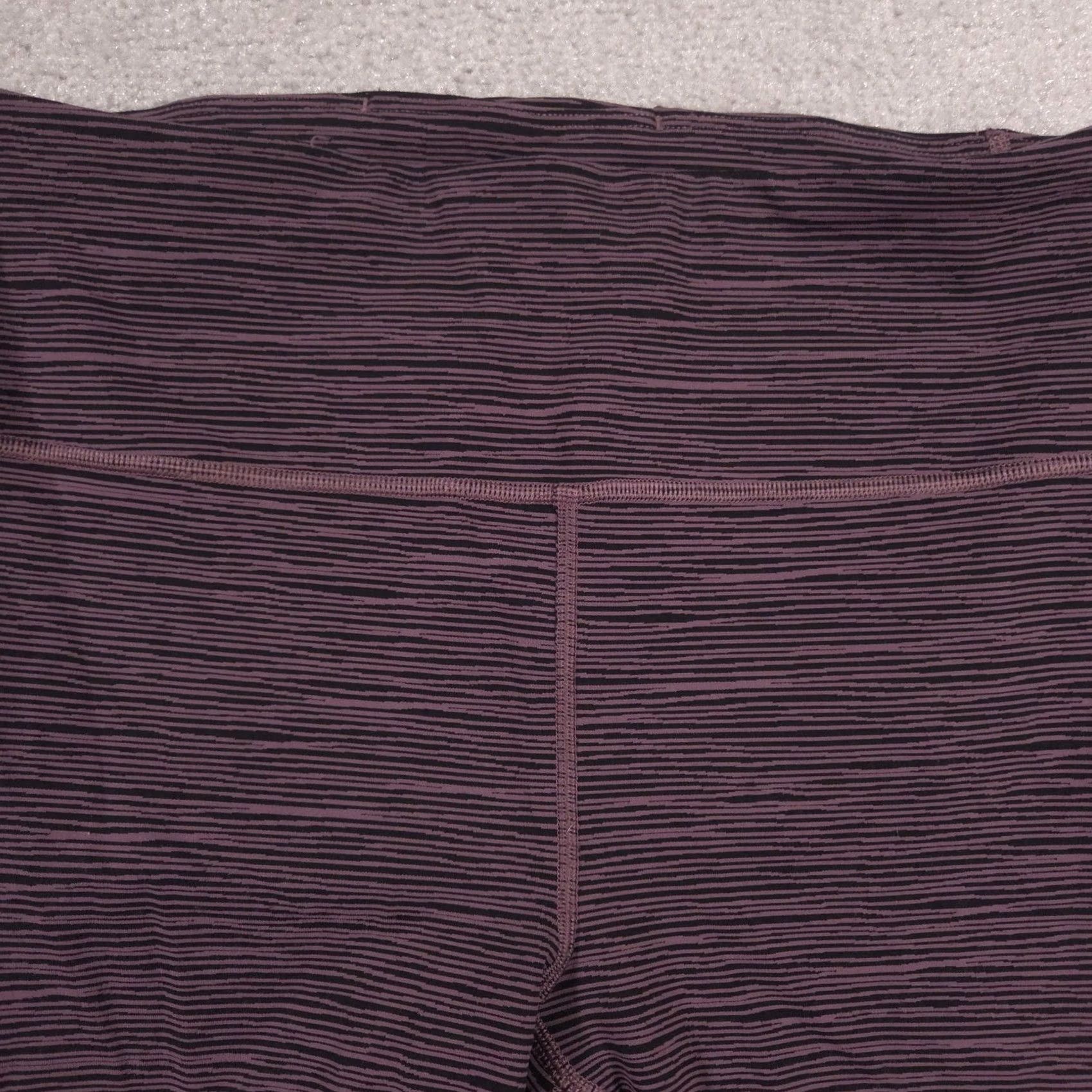 Athleta Athleta Capri Leggings Womens Small Purple Stripe Ultimate Capri Athletic Yoga Size 28" / US 6 / IT 42 - 3 Thumbnail