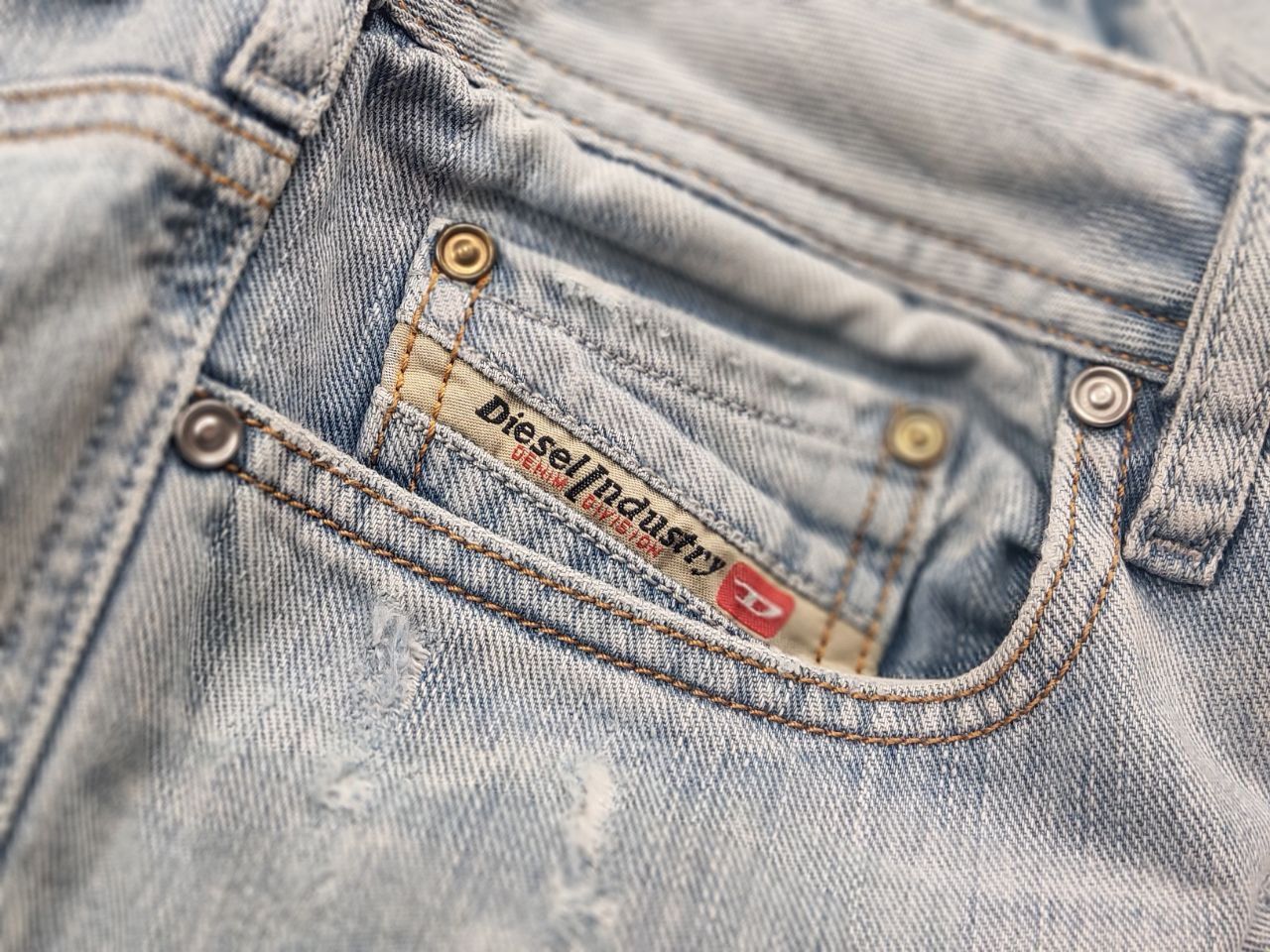 Diesel Diesel zathan If Six Was Nine l.g.b style Distressed Jeans Size US 30 / EU 46 - 17 Thumbnail