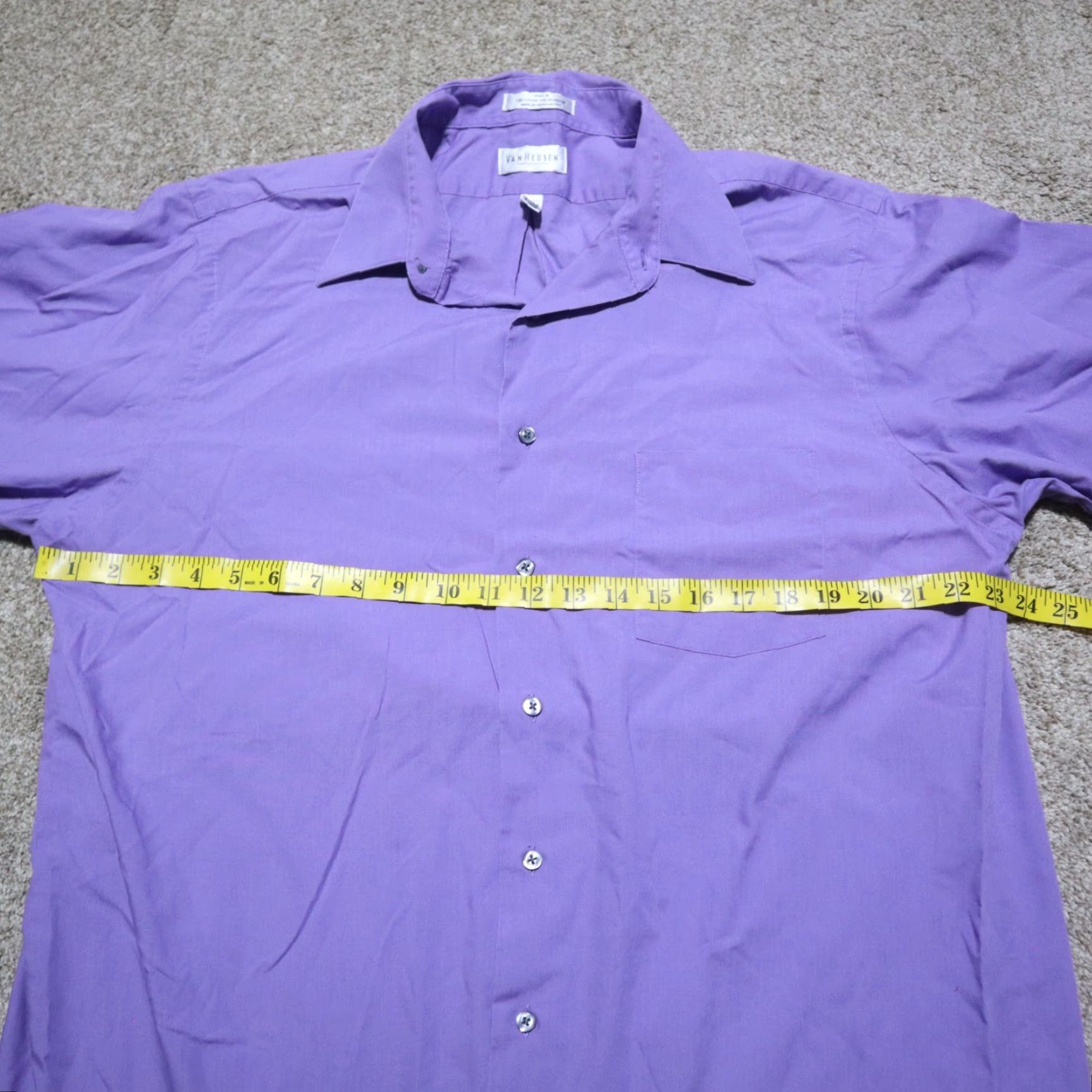 Van Heusen Van Heusen Shirt Button-Up Adult Men 17 Purple Long Sleeve Solid Cotton Blend 17 34/35 Size US XL / EU 56 / 4 - 4 Thumbnail