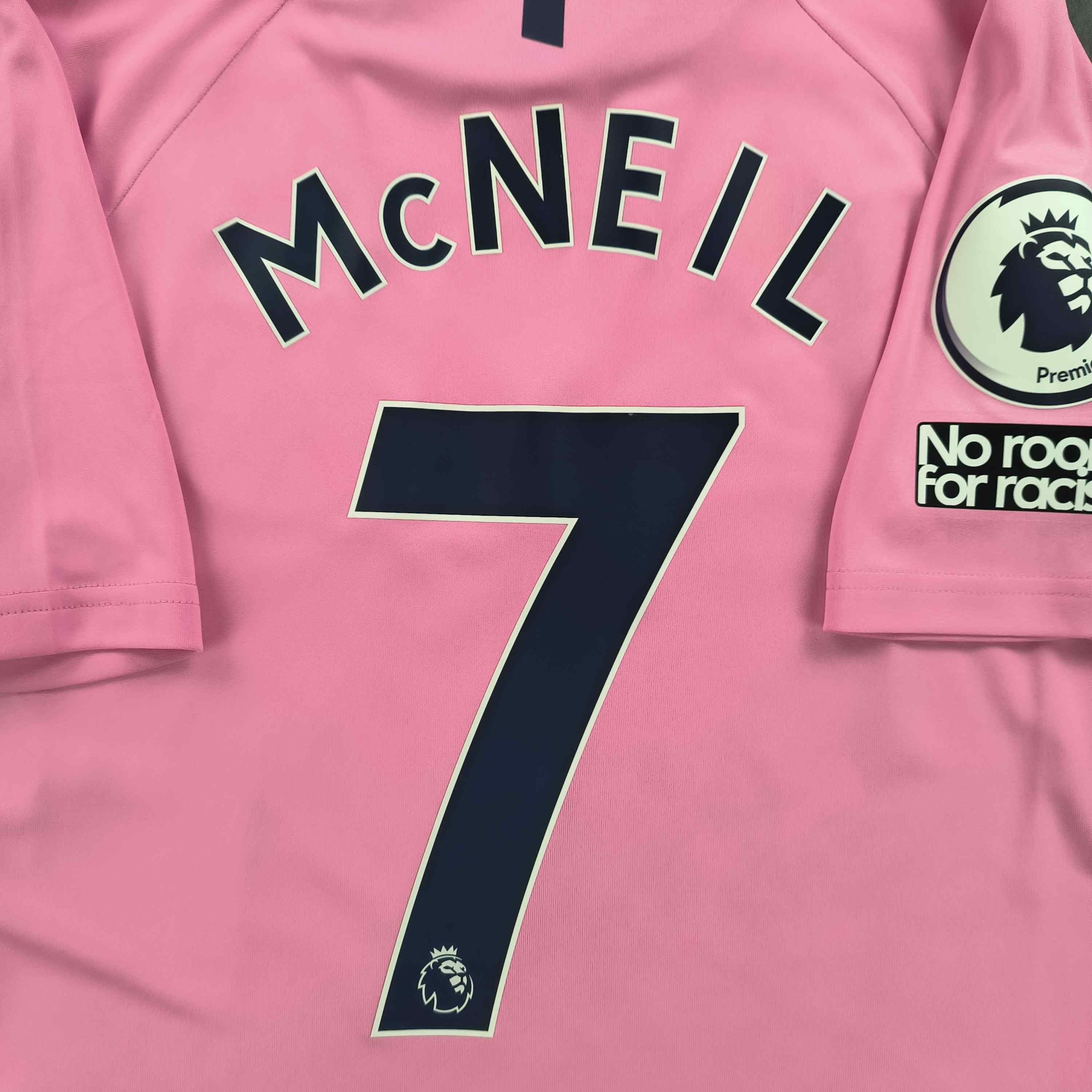 Hummel Everton 22-23 Hummel away Dwight McNeil football jersey sz S Size US S / EU 44-46 / 1 - 8 Thumbnail