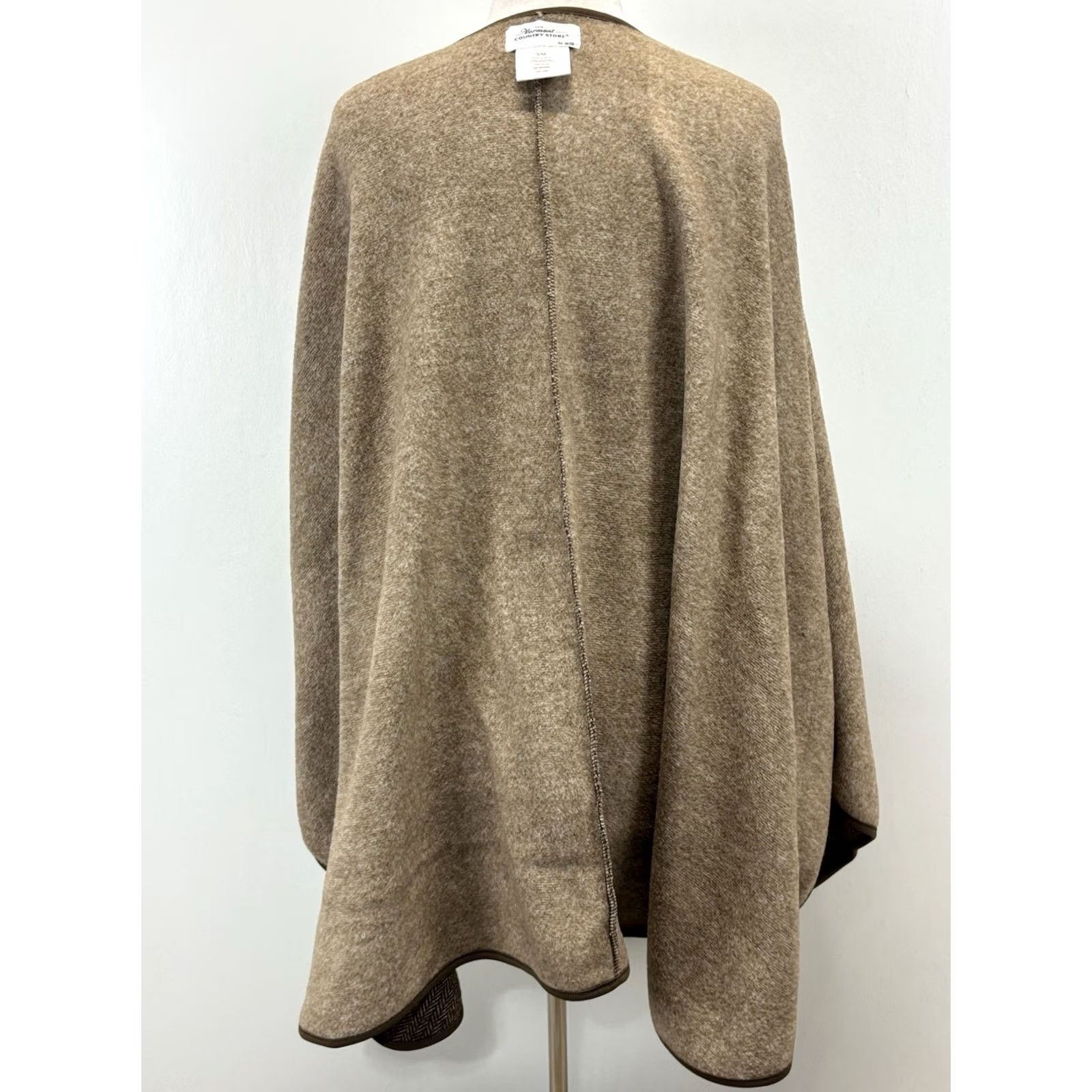 Vintage The Vermont Country Store Cape Poncho Women’s S/M Brown Herringbone Open Fleece Mid-Length Open Front Vintage: No Size S / US 4 / IT 40 - 7 Thumbnail