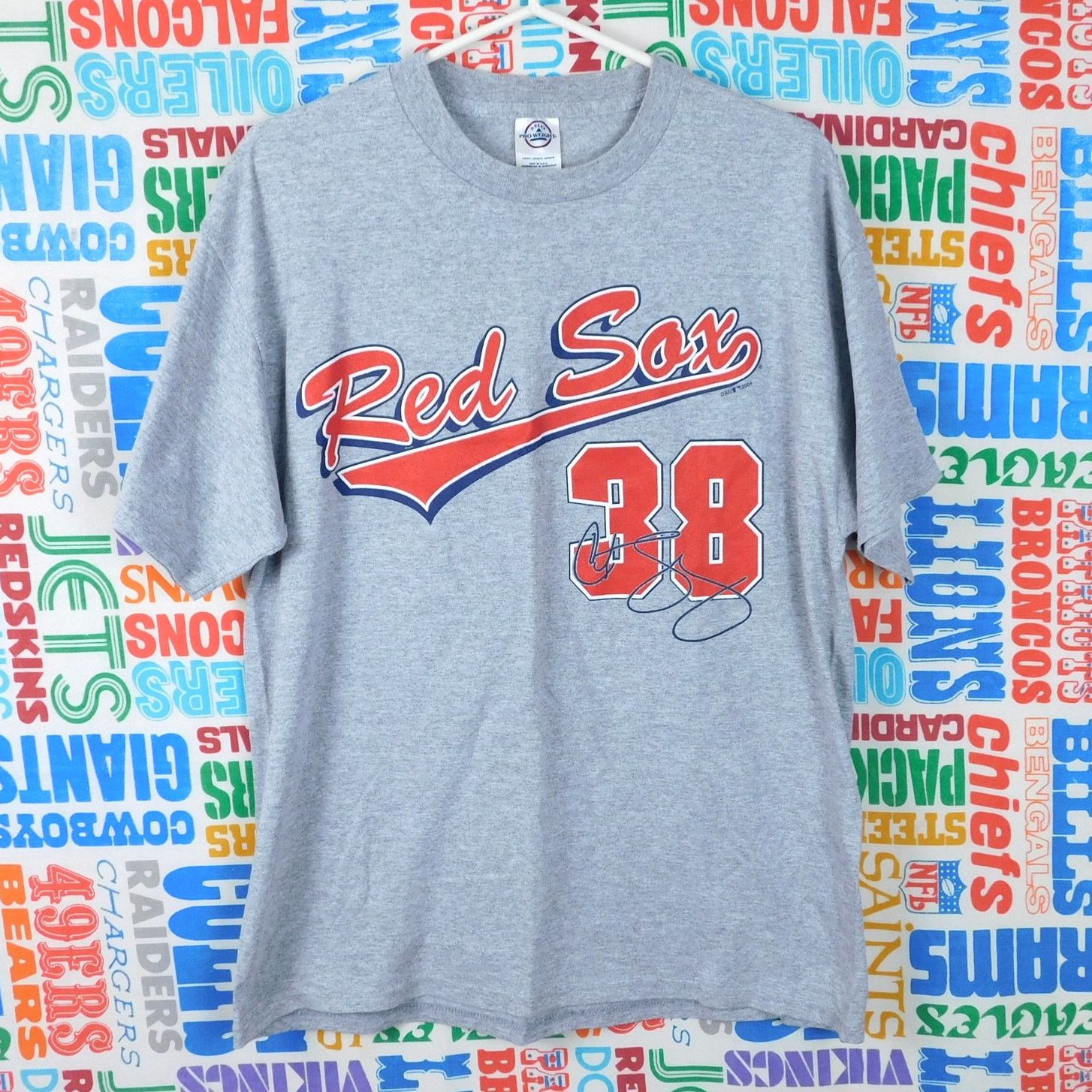 MLB Curt Schilling Boston Red Sox T Shirt Size L MLBPA Gray 2004 Size US XL / EU 56 / 4 - 1 Thumbnail