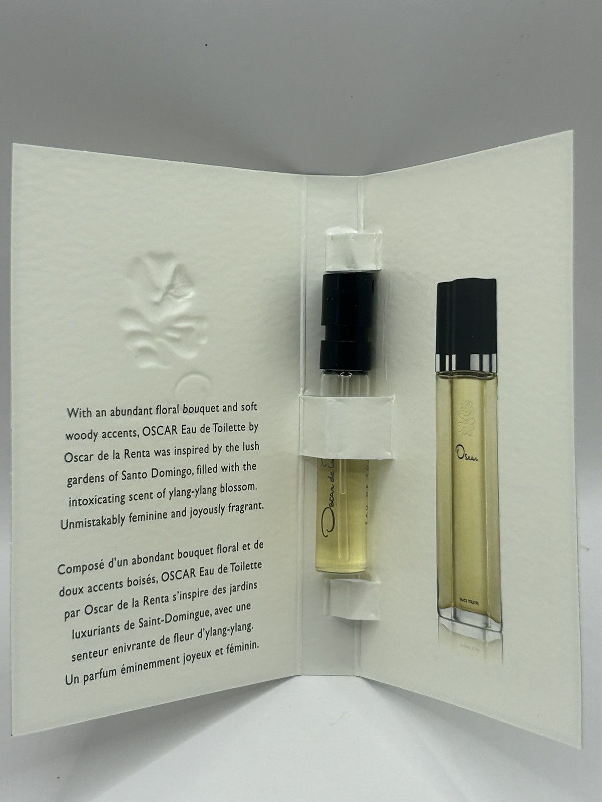 Oscar De La Renta Oscar by Oscar De La Renta 0.6 Oz 10 Pack Samples Size ONE SIZE - 1 Thumbnail