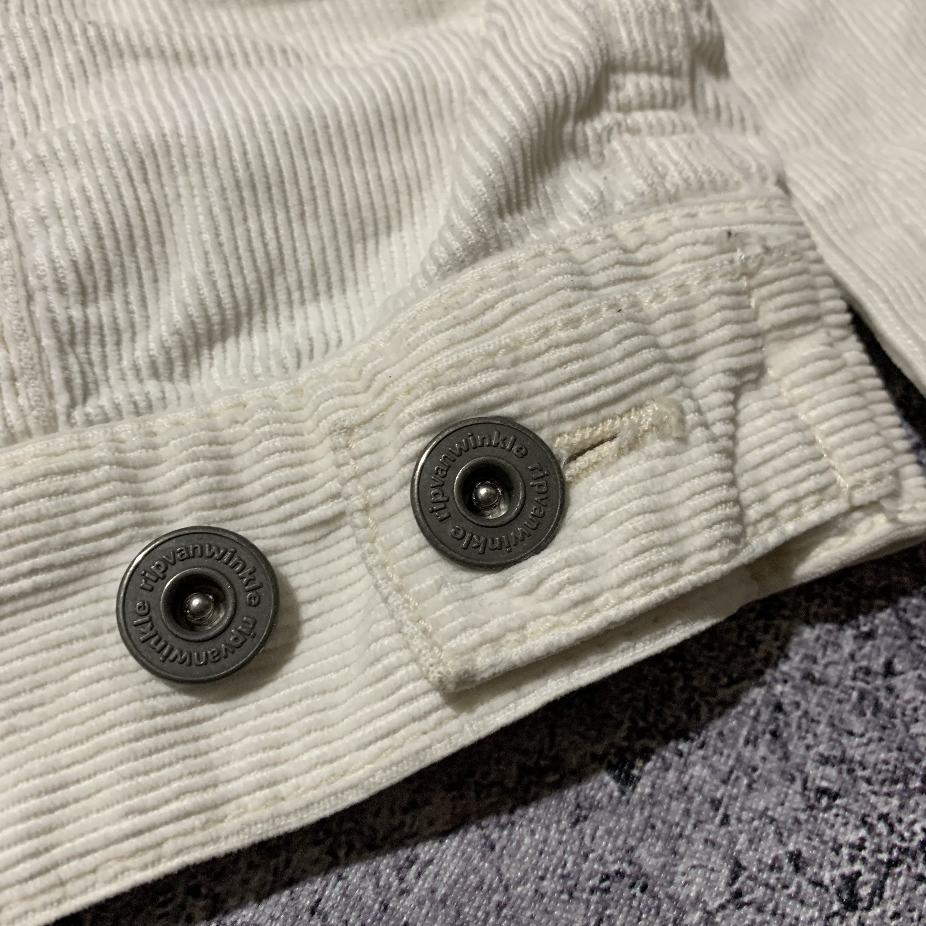 RIPVANWINKLE 2000s Ripvanwinkle Japanese Trucker Corduroy Jacket Size US S / EU 44-46 / 1 - 4 Thumbnail