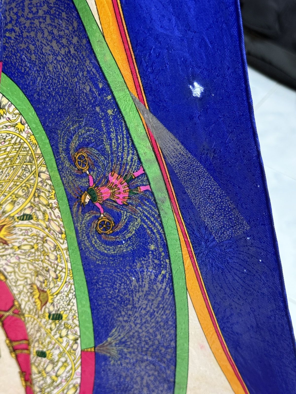 Hermes 🔥🔥🔥AUTHENTIC VINTAGE HERMES EQUESTRIAN SILK SCARF Size ONE SIZE - 15 Thumbnail