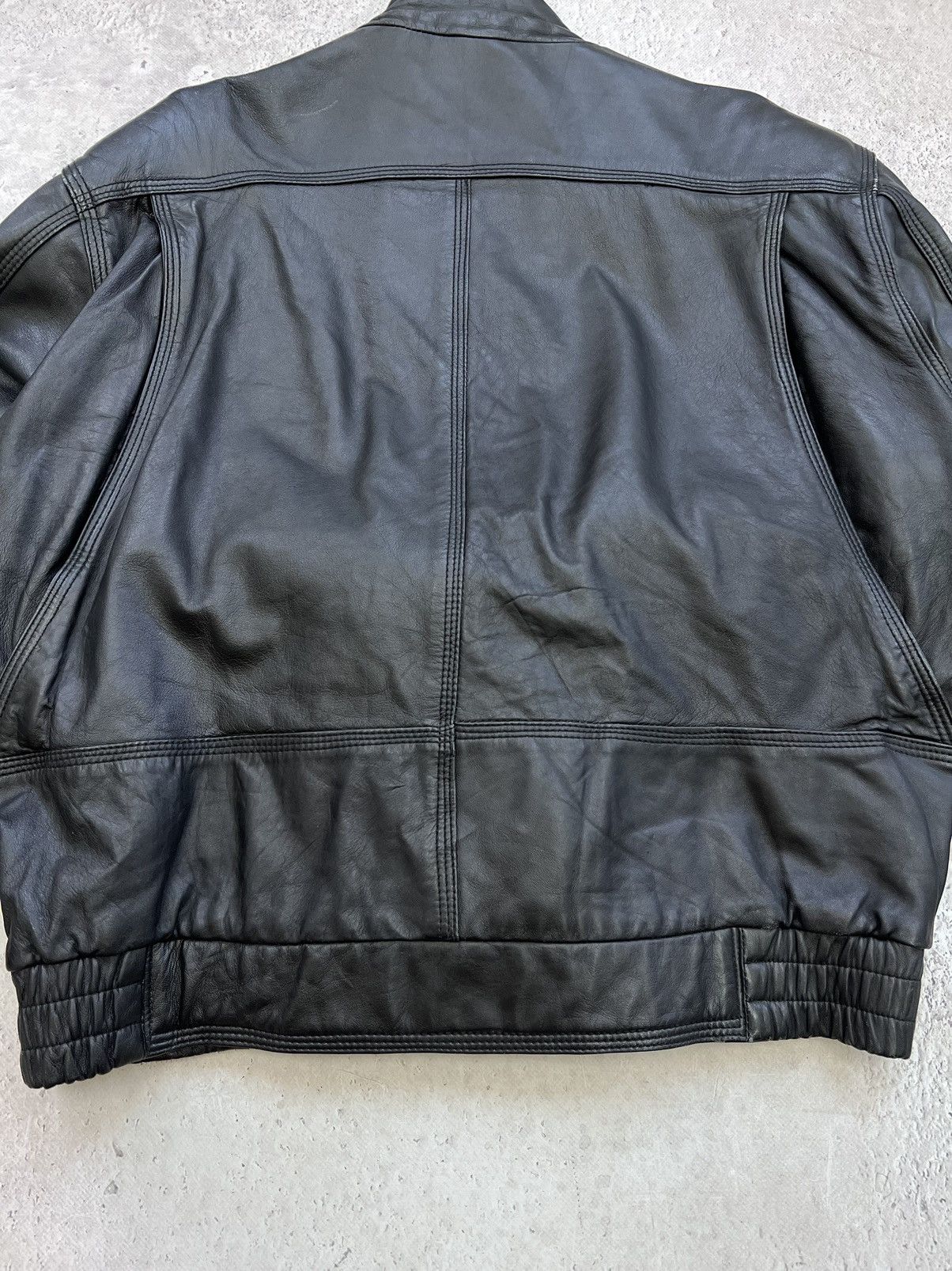 Other Vintage Y2K Black Bomber Leather Jacket Boxy Utility Size US M / EU 48-50 / 2 - 11 Thumbnail