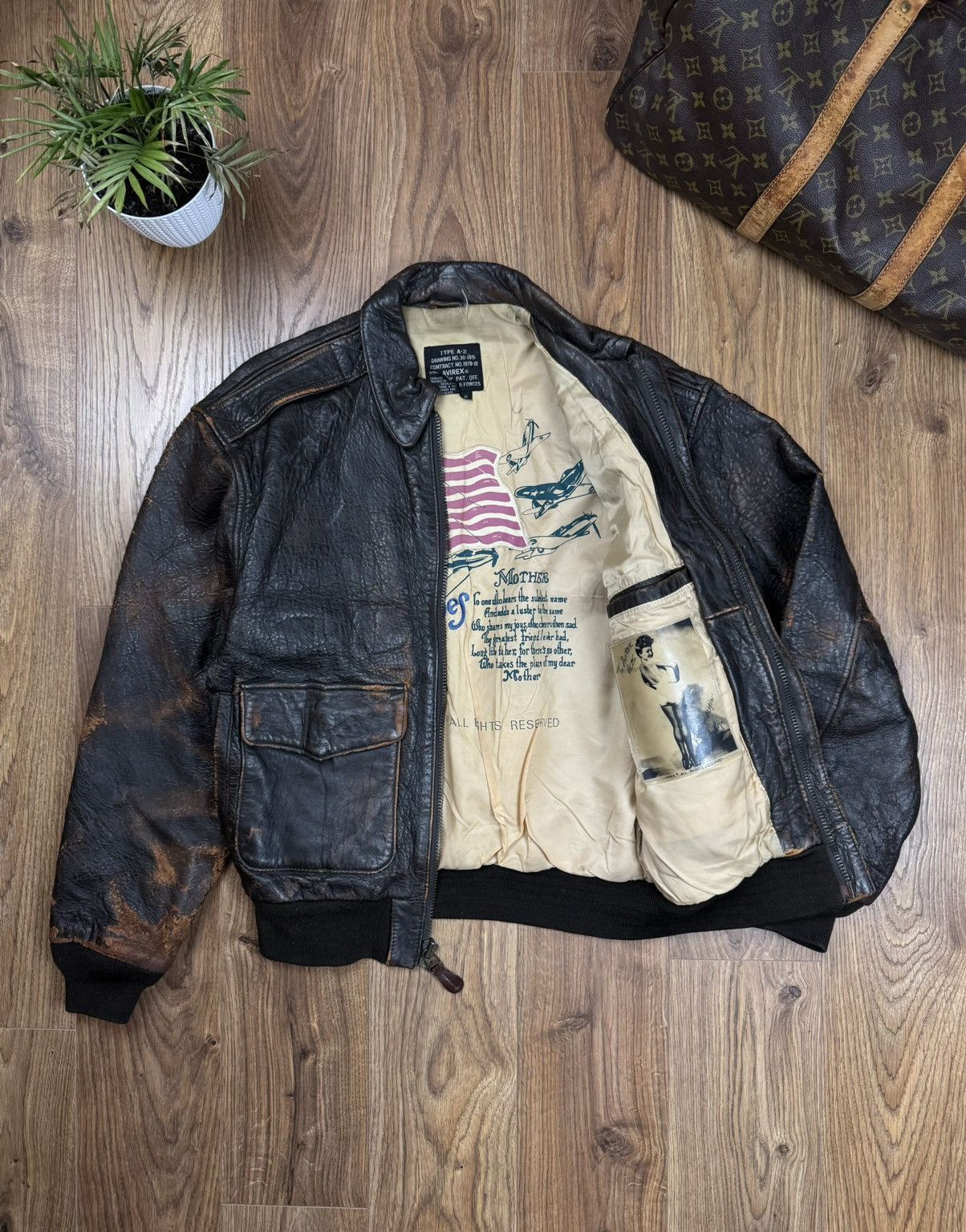 Avirex Vintage leather flying jacket Avirex 90s original retro item Size US S / EU 44-46 / 1 - 1 Thumbnail