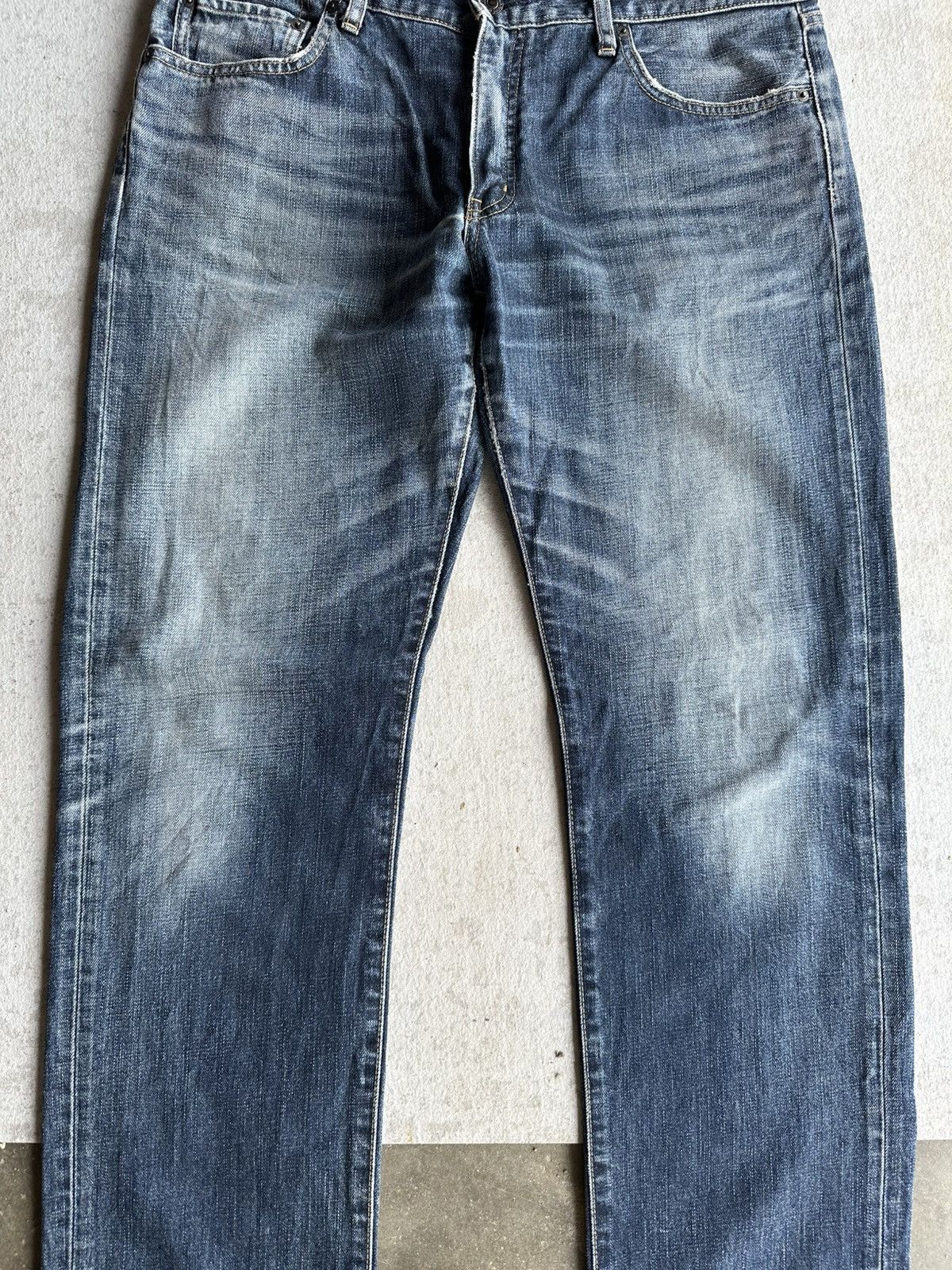 Fragment Design S-001 UNIQLO Japanese Brand Jeans Blue Washed Denim Pants Size US 36 / EU 52 - 2 Thumbnail