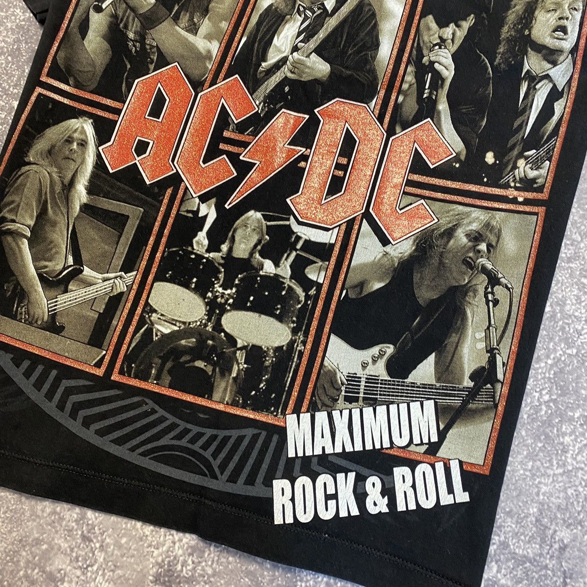 Band Tees Vintage AC/DC Maximum Rock & Roll Big Logo rock band tee Size US S / EU 44-46 / 1 - 5 Thumbnail