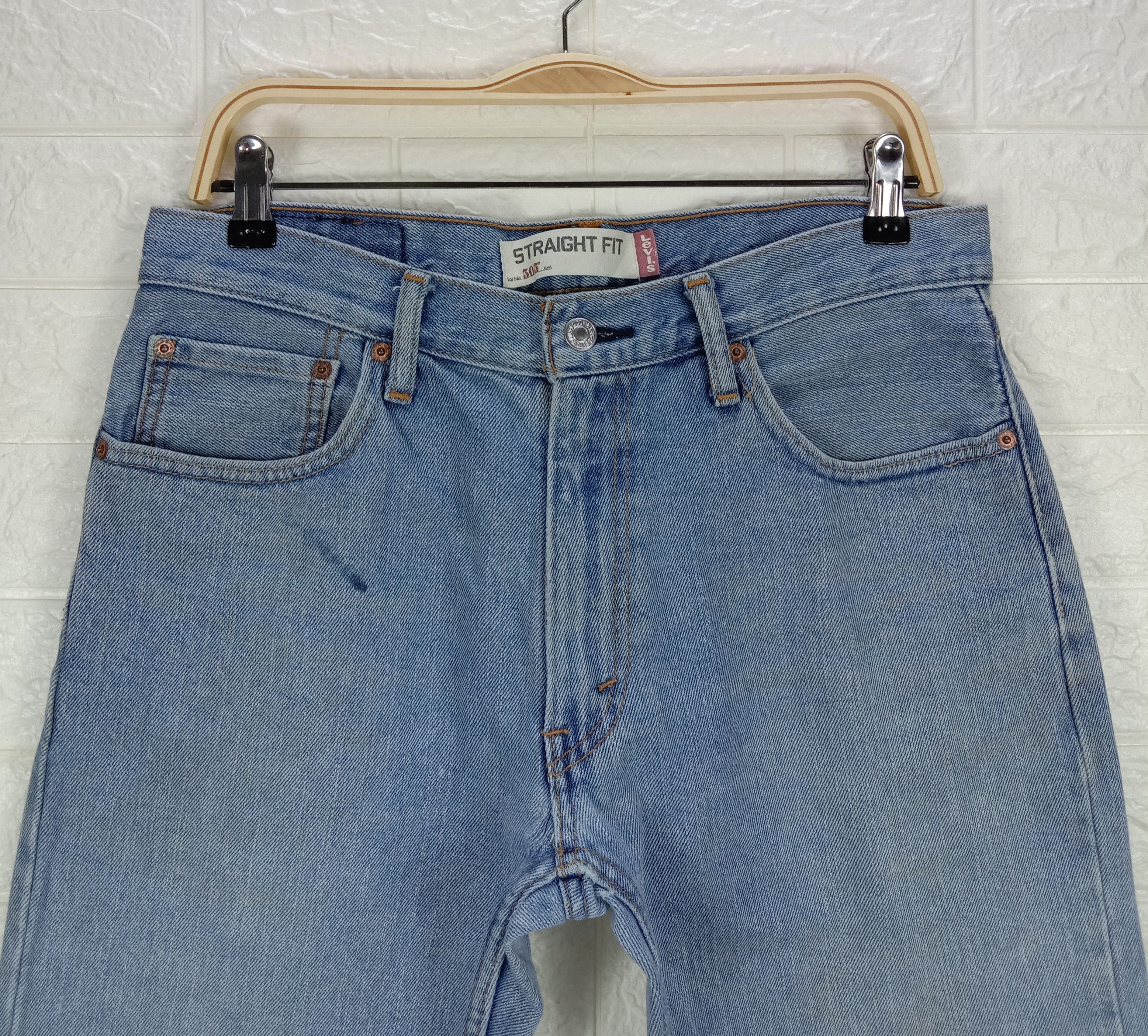 Levi's Vintage Levi's 505 Light Wash Jeans Straight Fit Denim Size US 32 / EU 48 - 2 Thumbnail