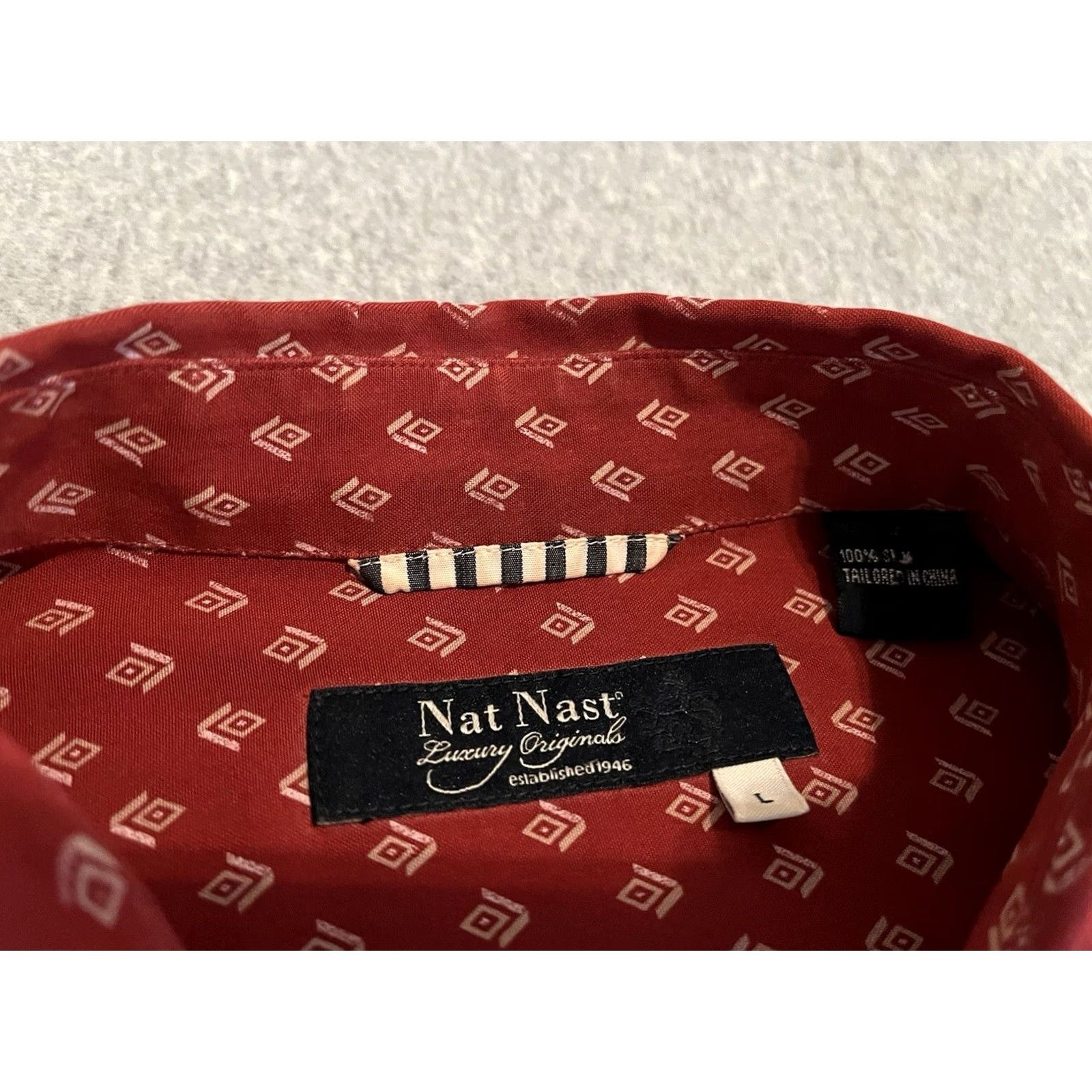 Nat Nast Nat Nast Red Silk Shirt Diamonds Mens L Short Sleeve Button-Up Size US L / EU 52-54 / 3 - 2 Thumbnail