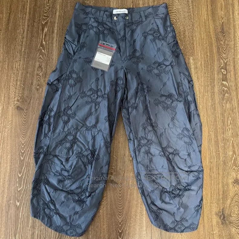 Kiko Kostadinov Kiko Kostadinov size S Kanu blue floral pants Size US 28 / EU 44 - 1 Thumbnail