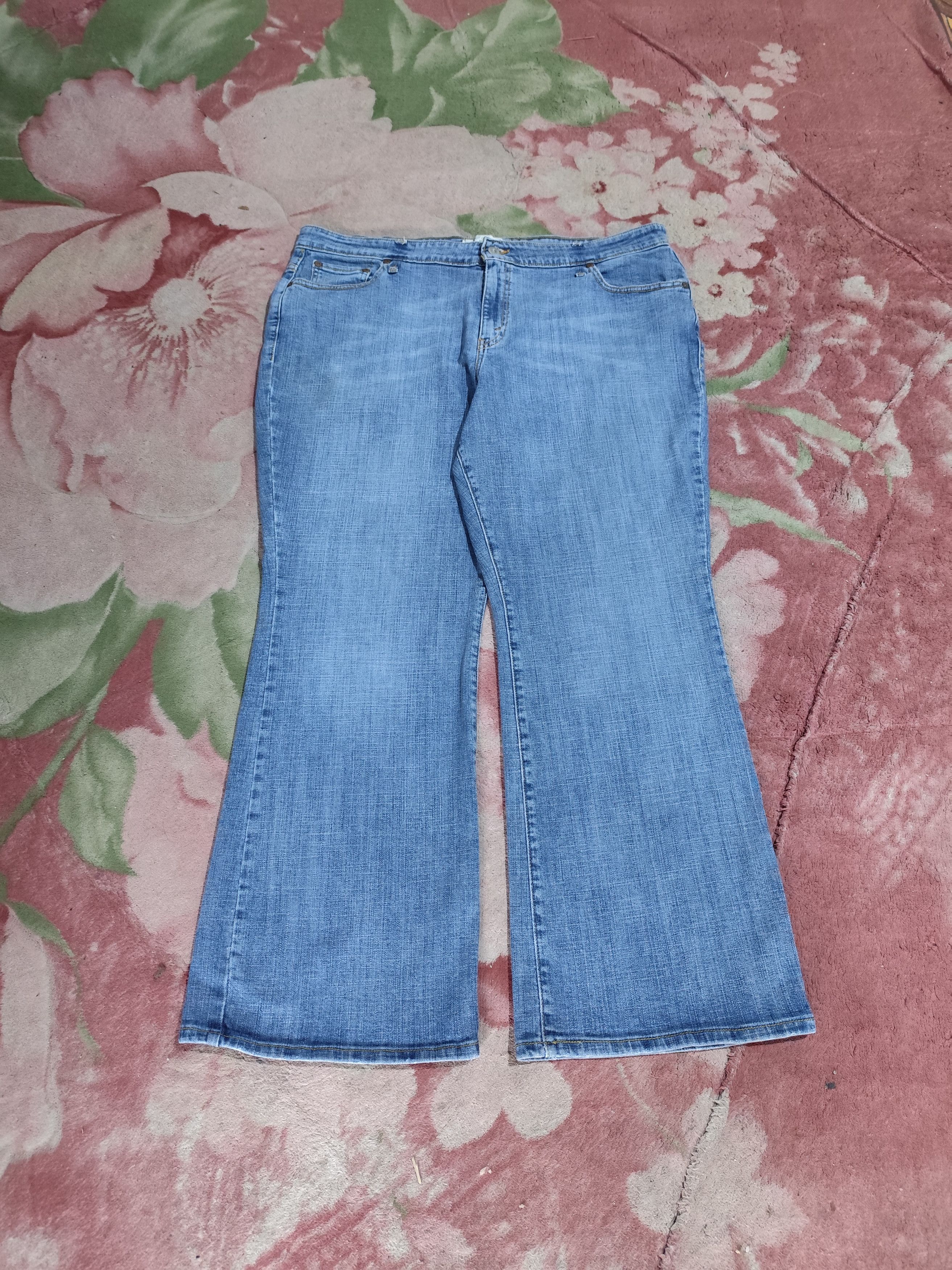 Levi's × Levi's Vintage Clothing Levi's 580 Vintage Bootcut Flare Denim J009 Size 40" / US 18 - 1 Thumbnail