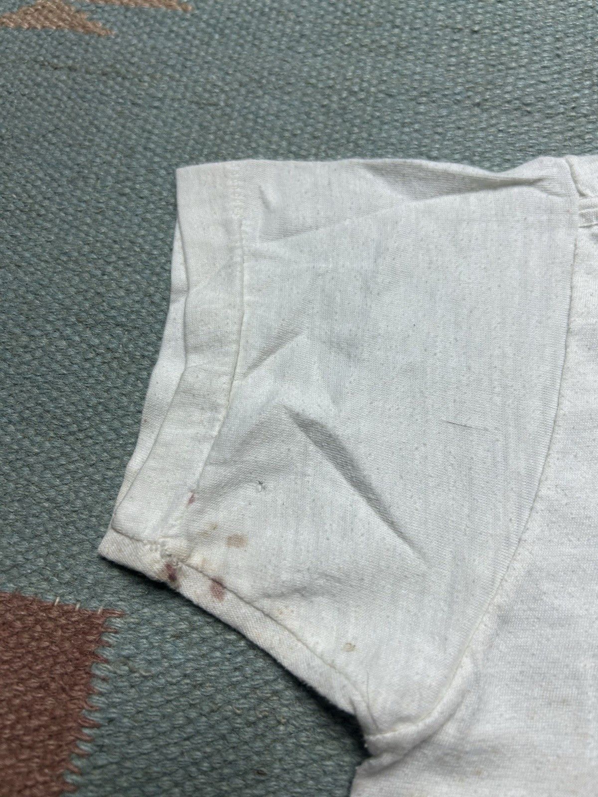 Vintage Vtg 70s blank white t shirt distressed FOTL kids 10 baby tee Size XXS / US 00 / IT 34 - 13 Thumbnail